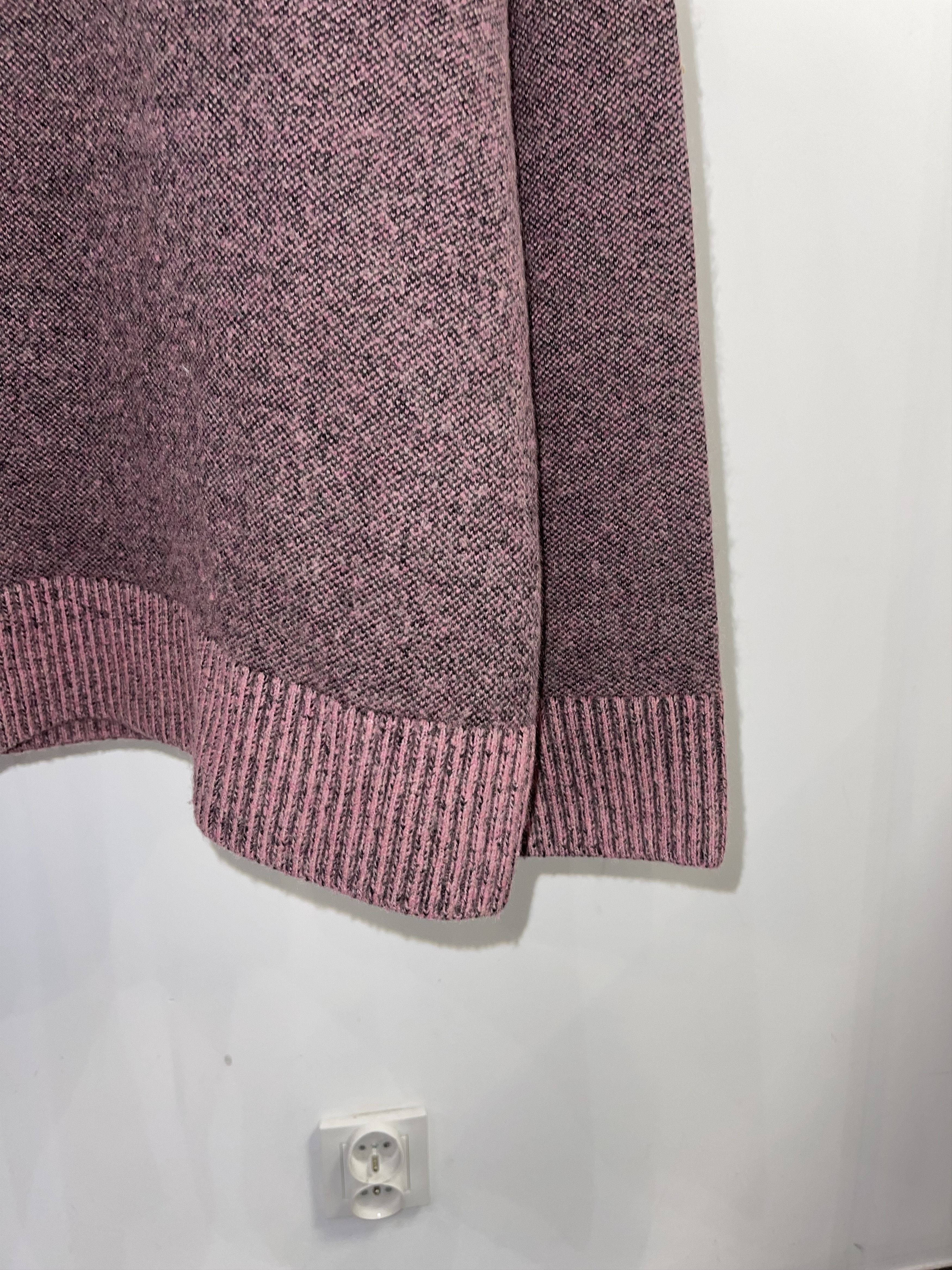 Balenciaga AW15 Balenciaga Pink Distressed Wool Handknit Sweater Size US M / EU 48-50 / 2 - 3 Thumbnail