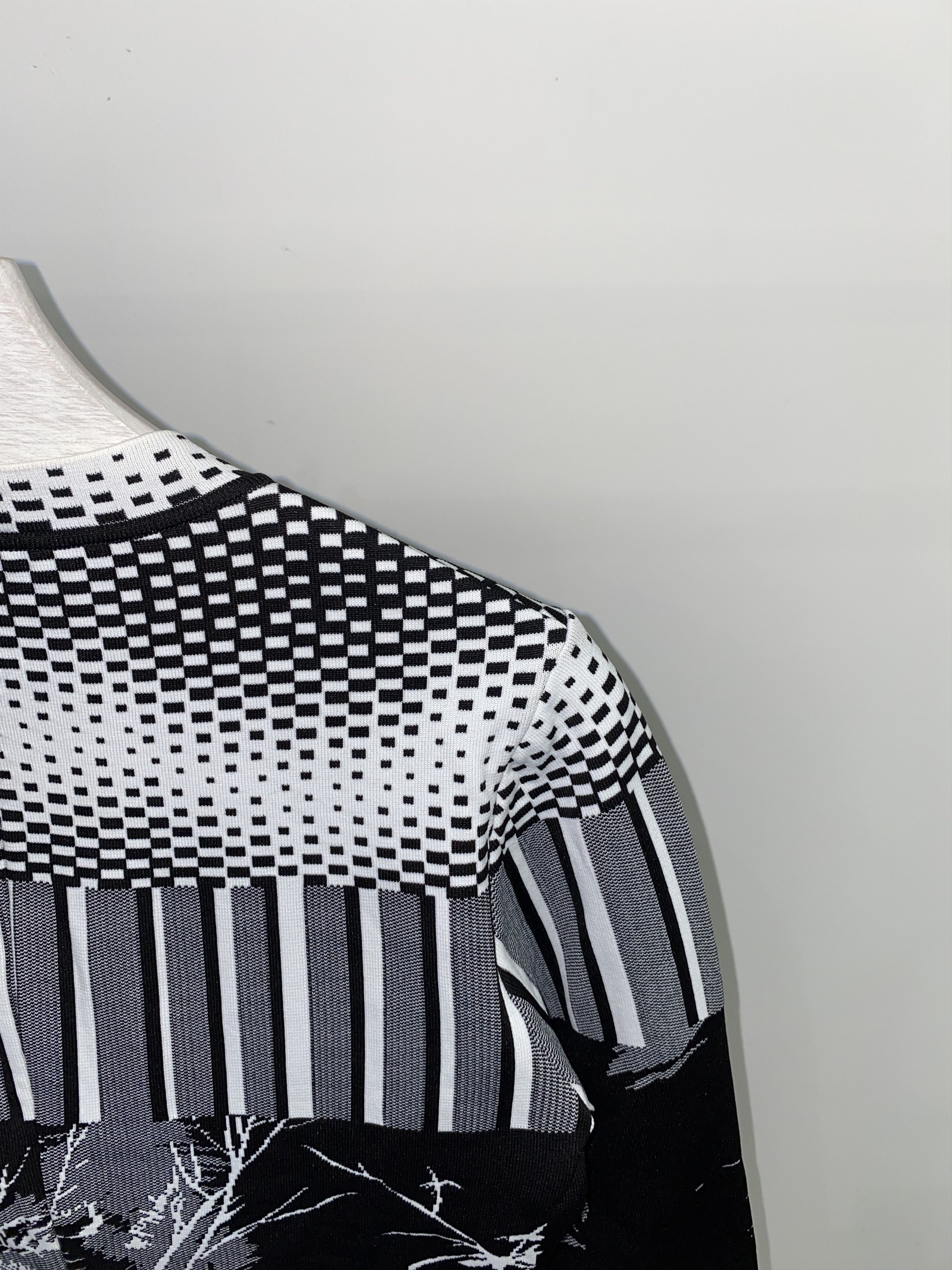 Balenciaga AW14 WMNS Balenciaga Abstract Print Sweater Size XS / US 0-2 / IT 36-38 - 5 Thumbnail