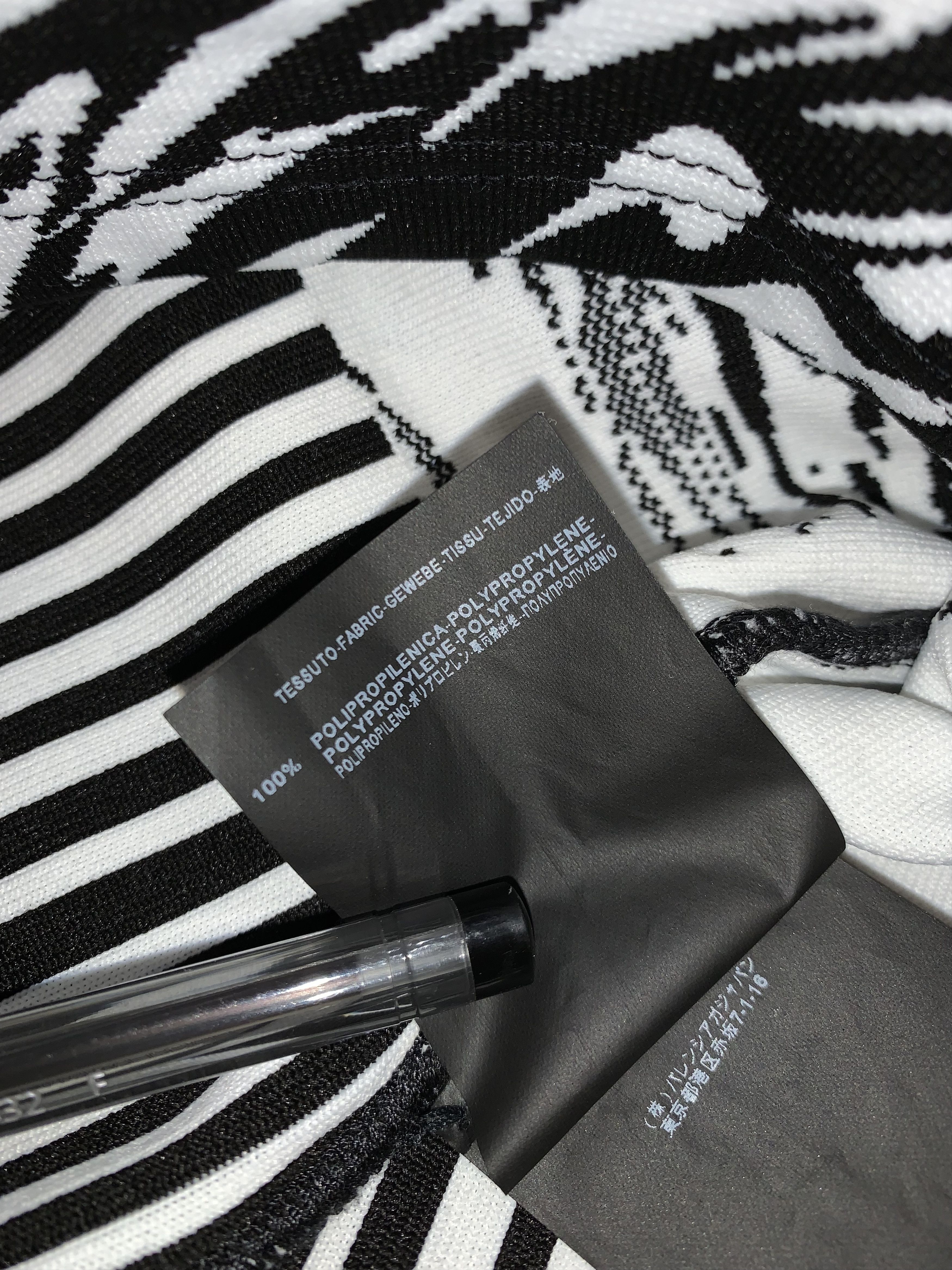 Balenciaga AW14 WMNS Balenciaga Abstract Print Sweater Size XS / US 0-2 / IT 36-38 - 13 Thumbnail