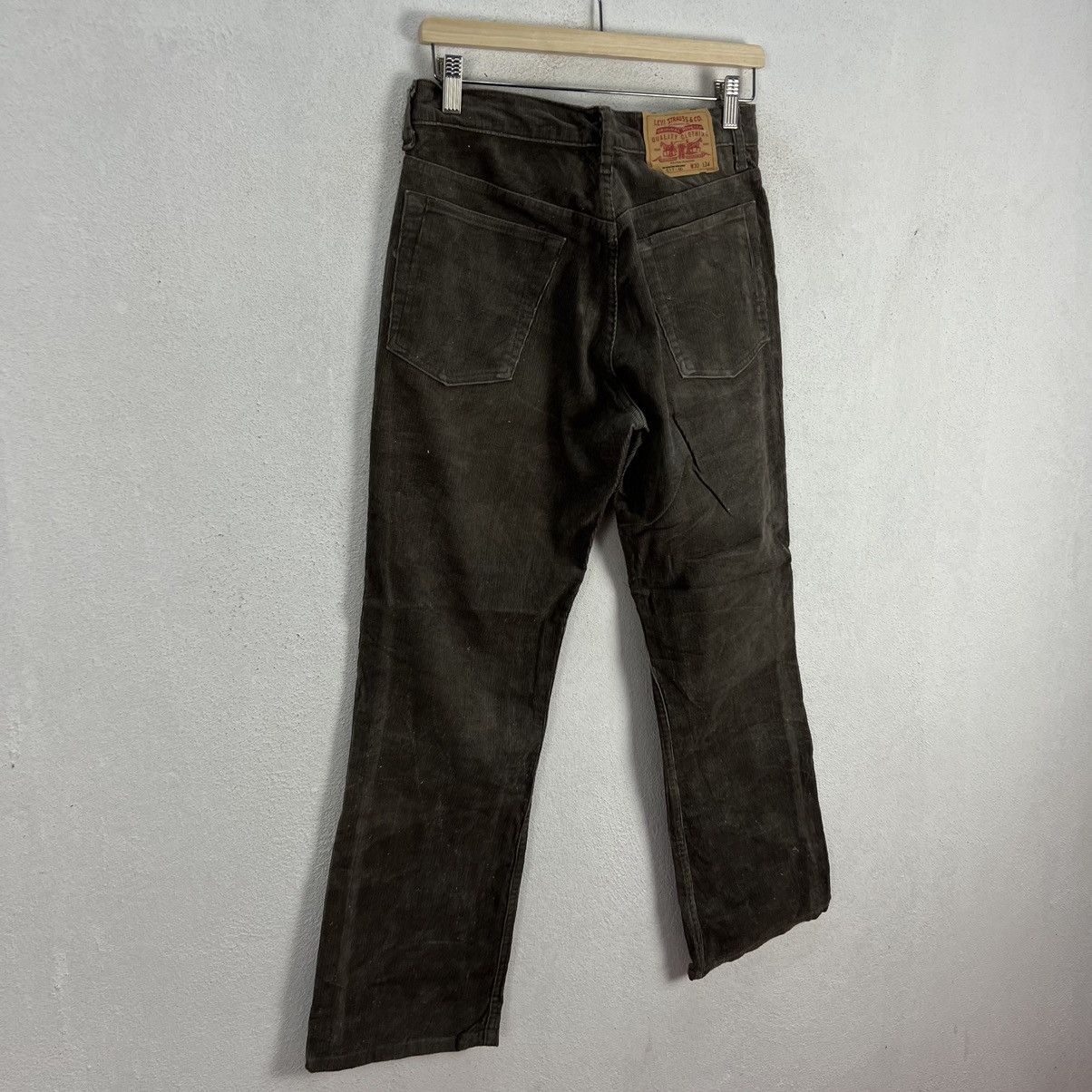 Levi's VINTAGE LEVI’S CASUAL PANTS CORDUROY DESIGN Size US 29 - 7 Thumbnail
