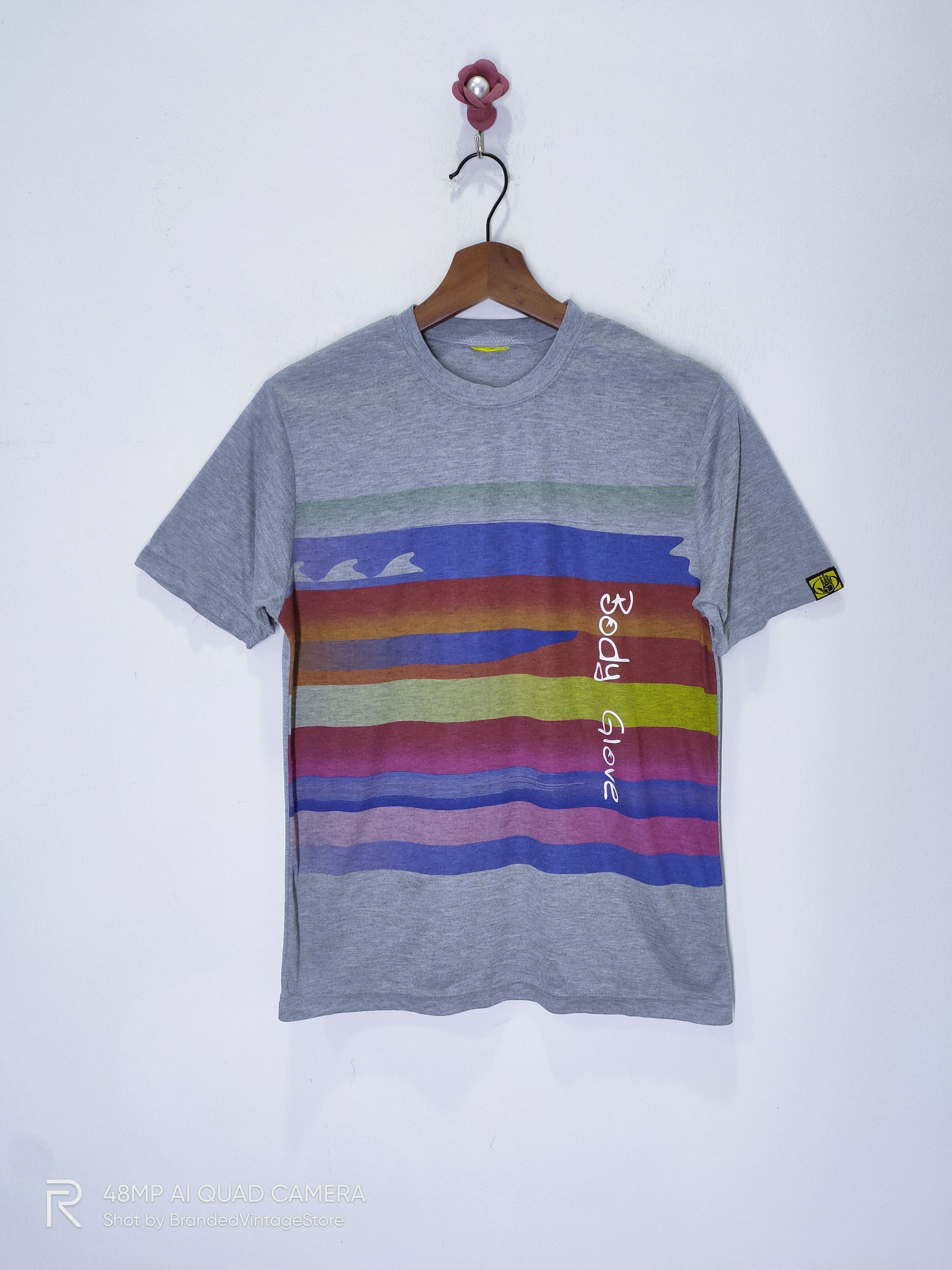 Body Glove BODY GLOVE Slim Fit Big Logo Rainbow Colour Printed Art Tee Size US M / EU 48-50 / 2 - 1 Thumbnail