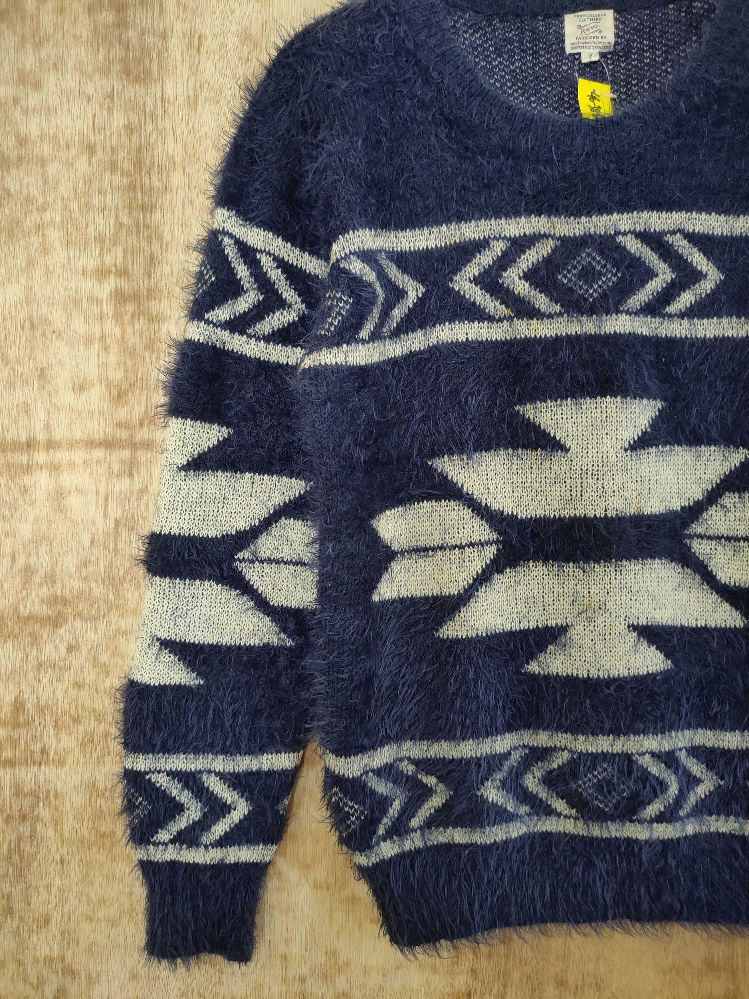 Vintage DL Revo Mohair fur navajo art sweatshirt knitwear #46-386 Size US S / EU 44-46 / 1 - 2 Thumbnail