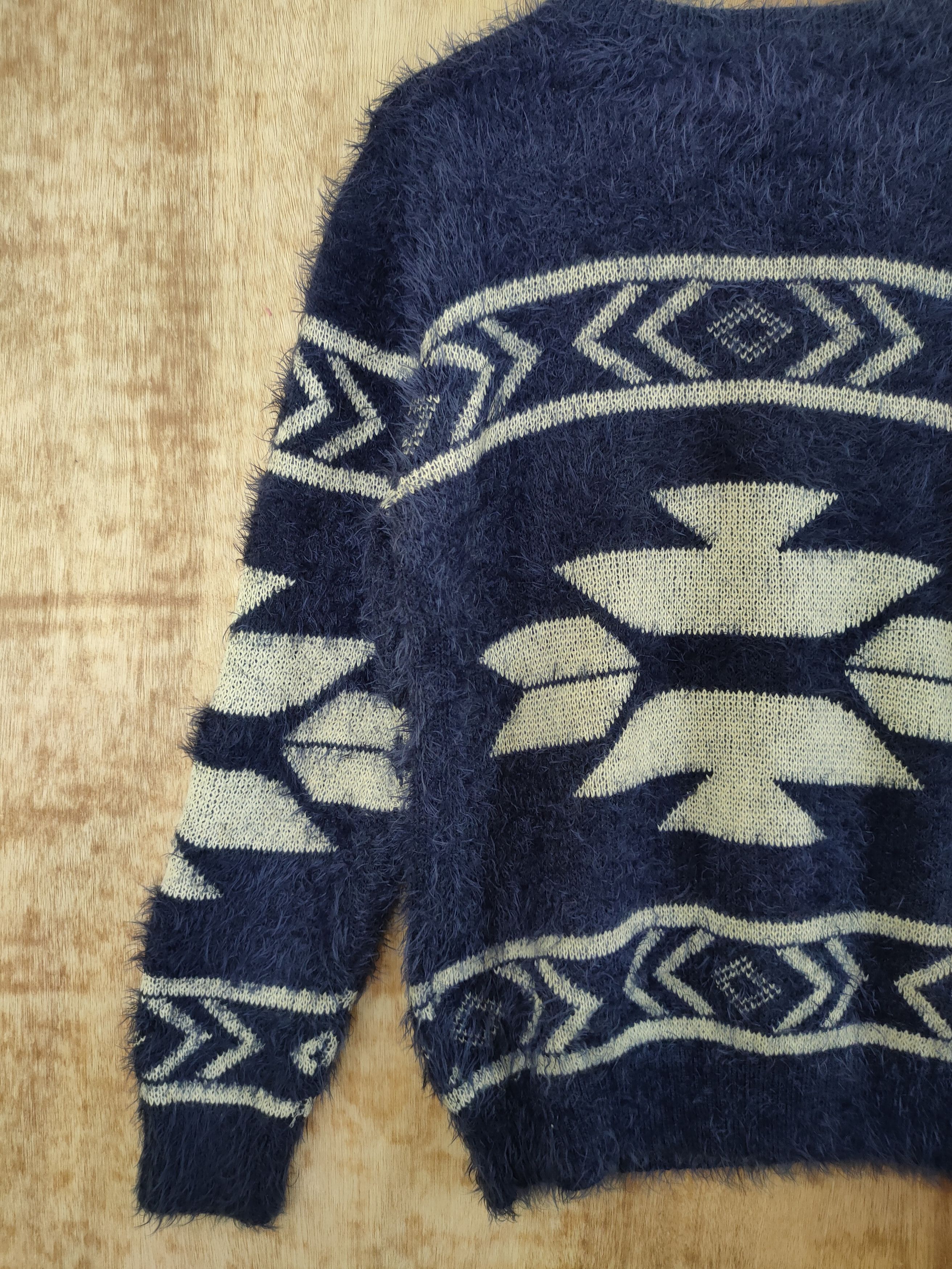 Vintage DL Revo Mohair fur navajo art sweatshirt knitwear #46-386 Size US S / EU 44-46 / 1 - 10 Thumbnail