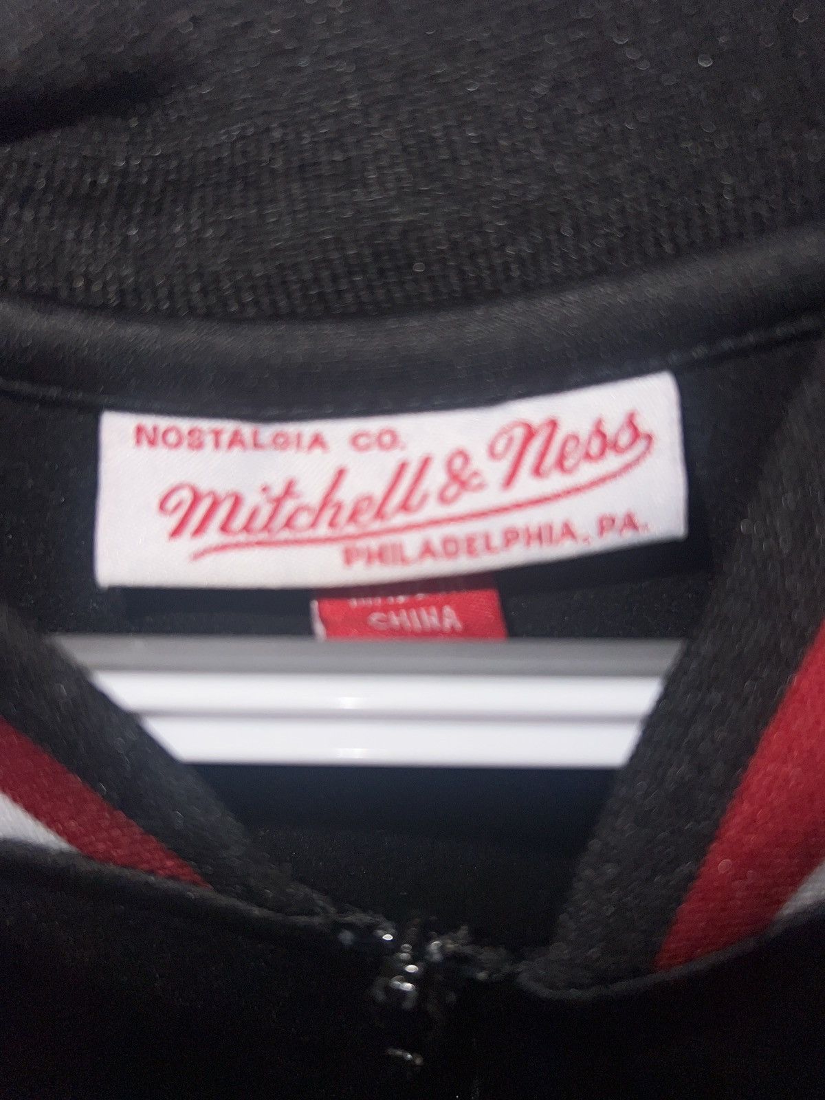 Mitchell & Ness Bulls Jacket Size US XL / EU 56 / 4 - 6 Preview