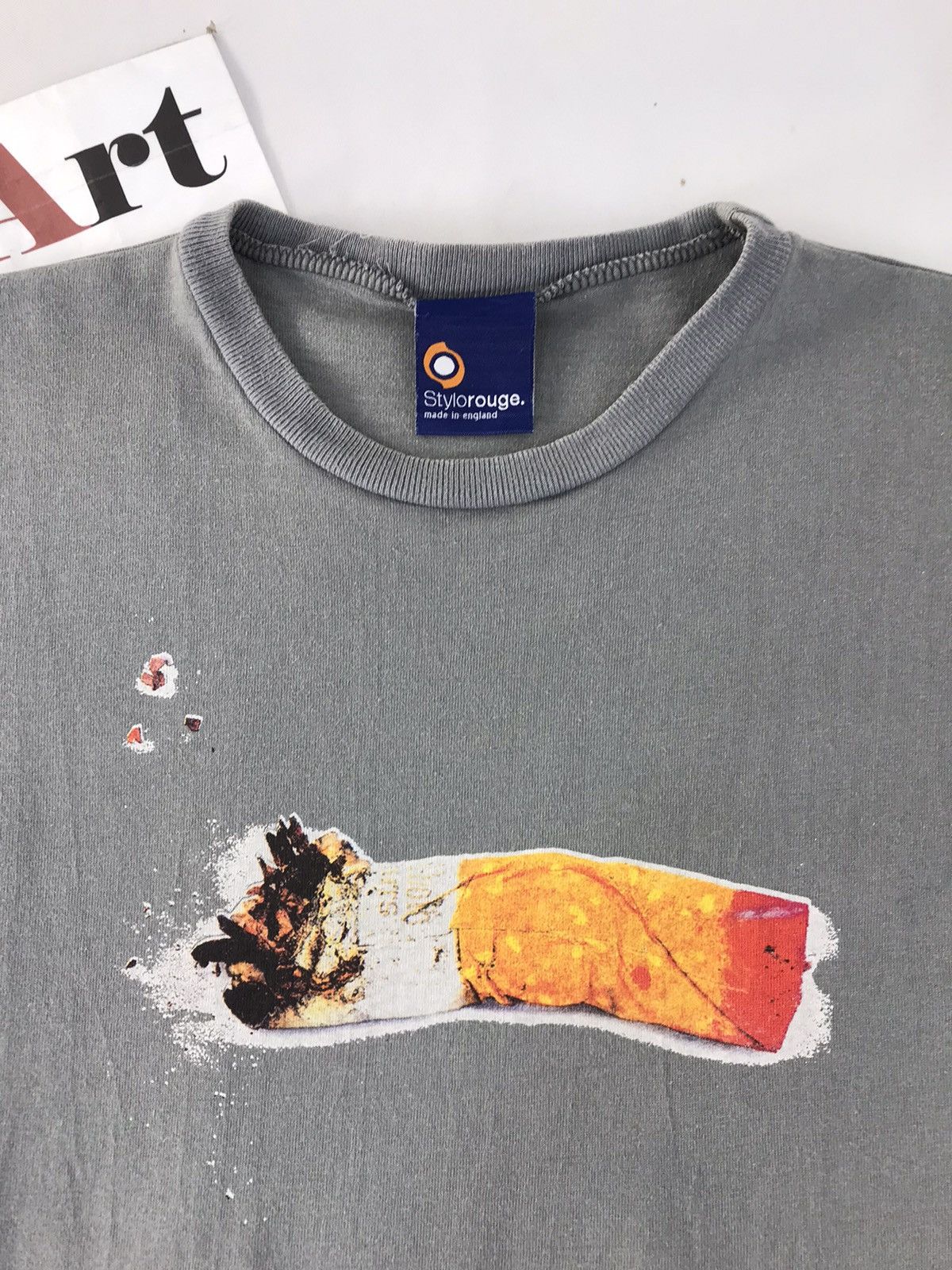Vintage Vintage Stylorouge Made In England Picture a cigarette Tee Size US S / EU 44-46 / 1 - 4 Thumbnail