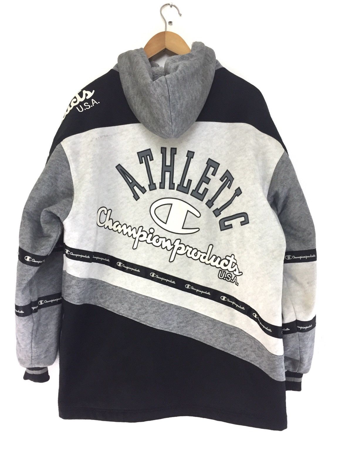 Champion Champion sweater winter with hooded fleece inside big logo Size US L / EU 52-54 / 3 - 3 Thumbnail