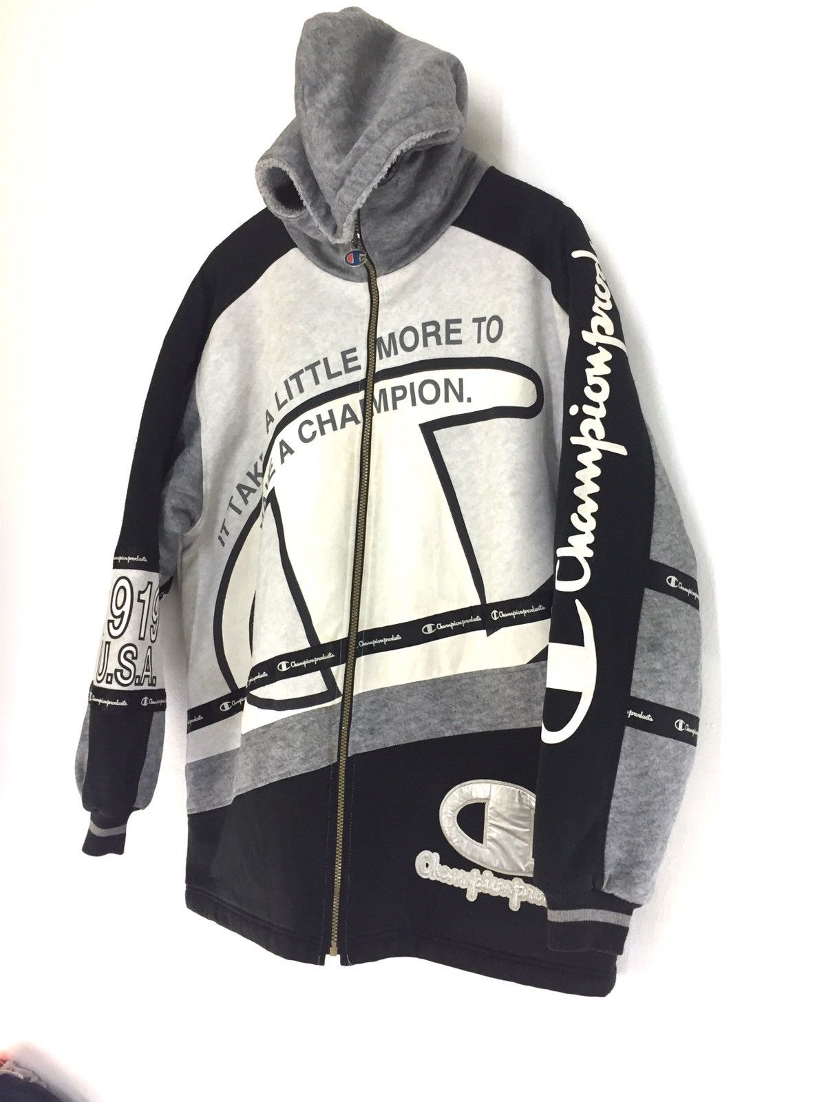 Champion Champion sweater winter with hooded fleece inside big logo Size US L / EU 52-54 / 3 - 2 Thumbnail