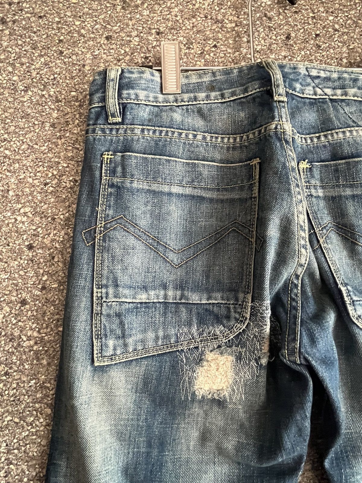 Japanese Brand Dy 7981 ft49 Size US 31 - 8 Thumbnail