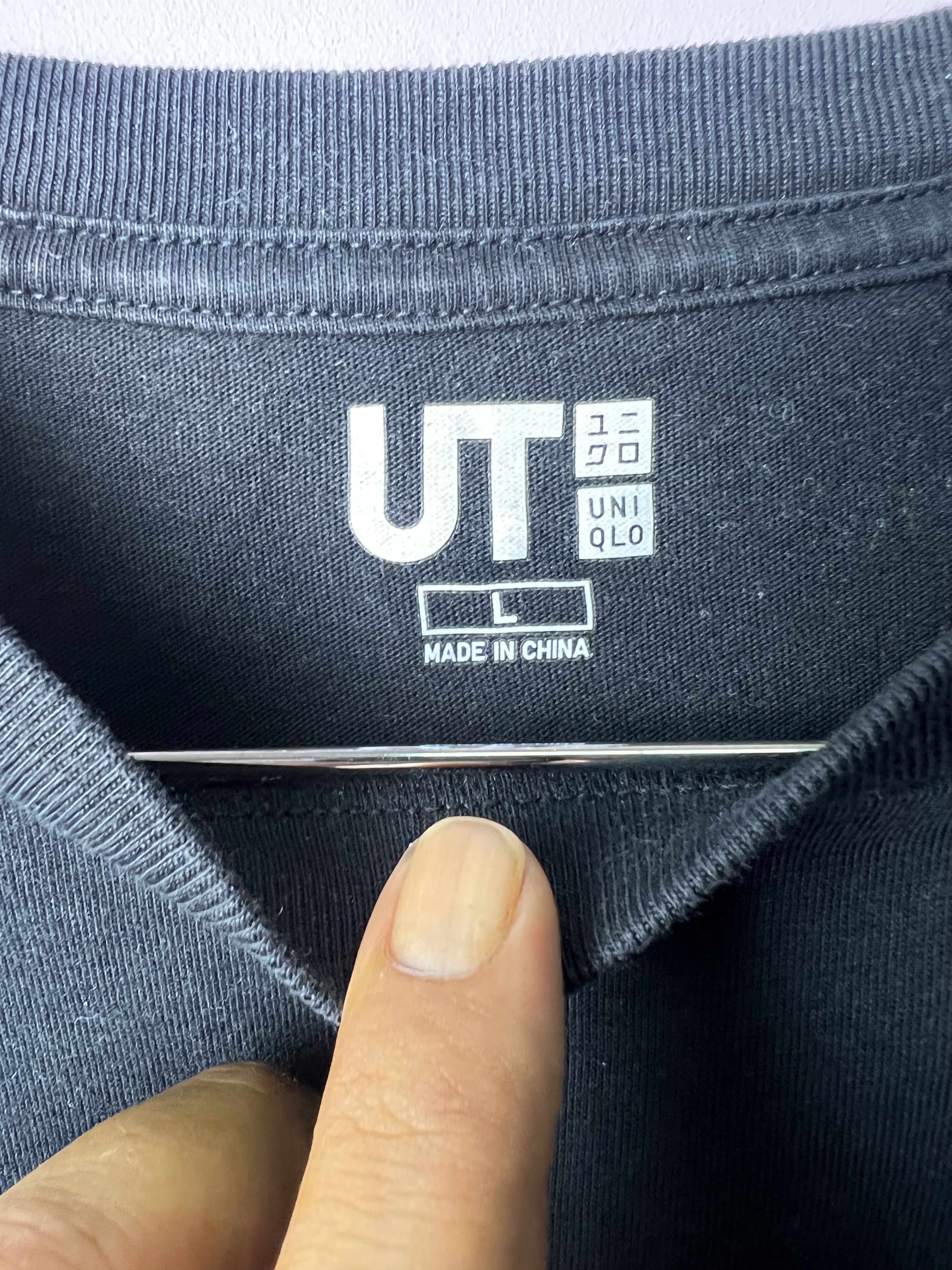 Anime 🔥Uniqlo Satoru Noda Golden Kamuy Tees Size US M / EU 48-50 / 2 - 9 Thumbnail