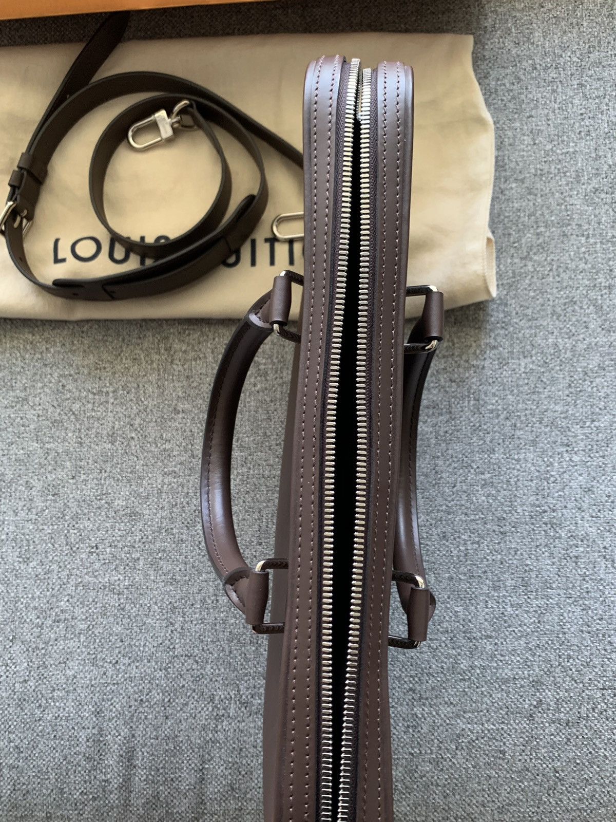 Louis Vuitton Louis Vuitton Size ONE SIZE - 10 Thumbnail