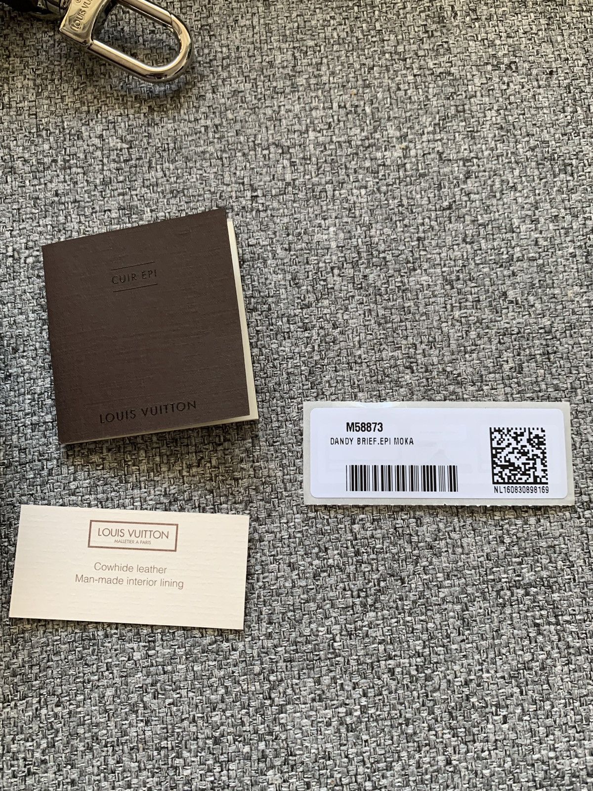 Louis Vuitton Louis Vuitton Size ONE SIZE - 9 Thumbnail
