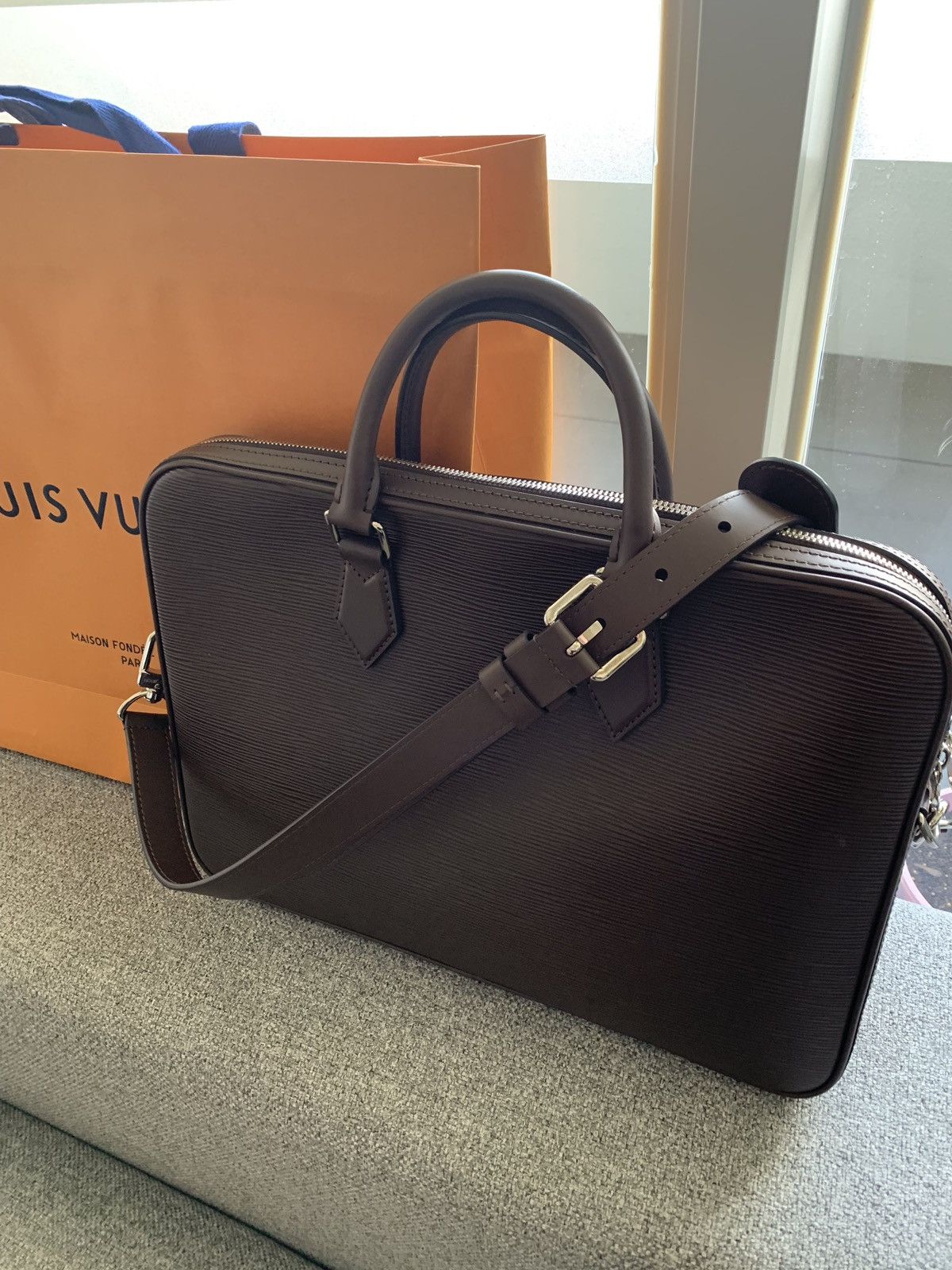 Louis Vuitton Louis Vuitton Size ONE SIZE - 1 Thumbnail