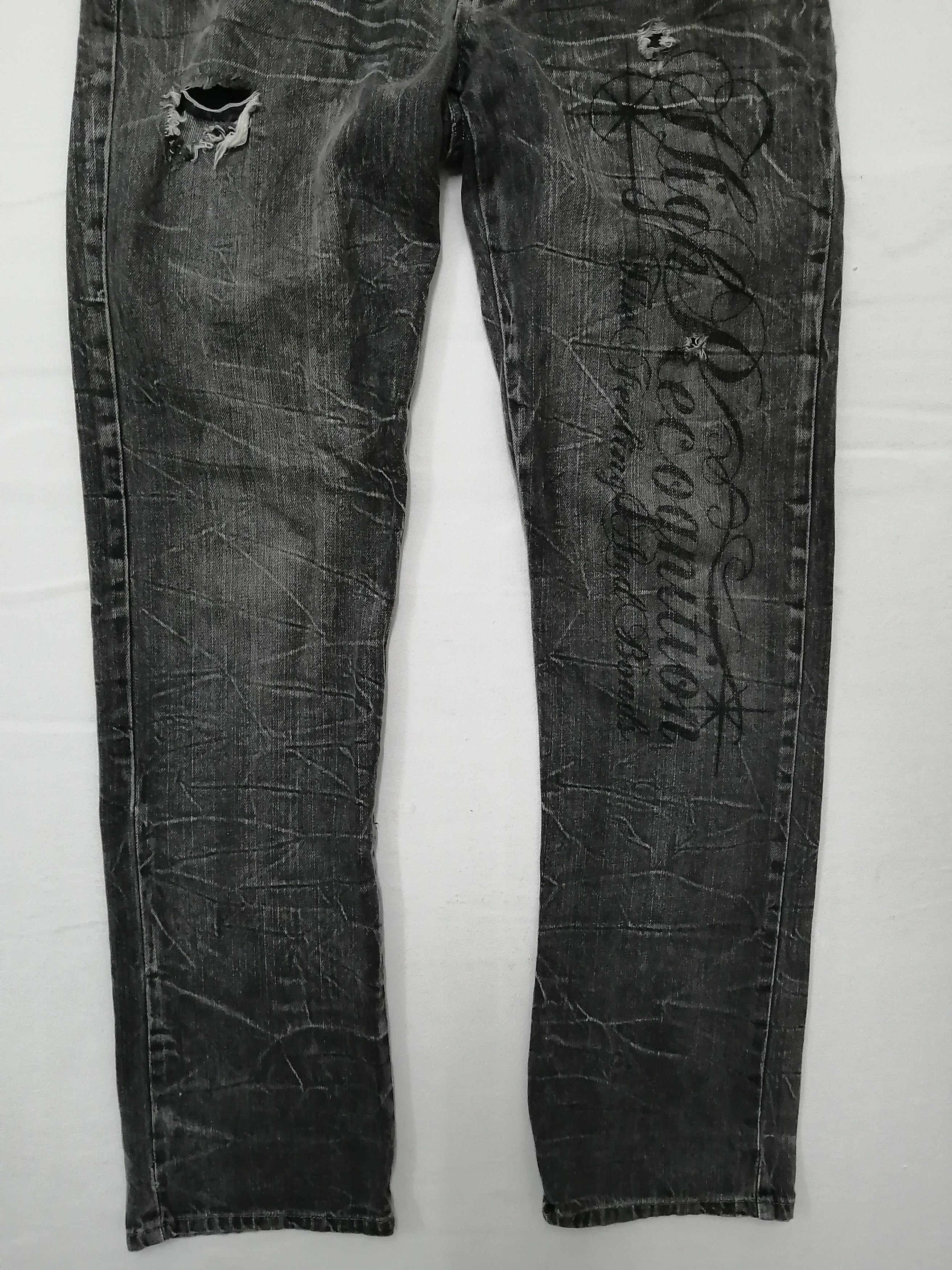 Japanese Brand Wild Life Skullbones Distressed Jeans Size US 34 / EU 50 - 9 Thumbnail