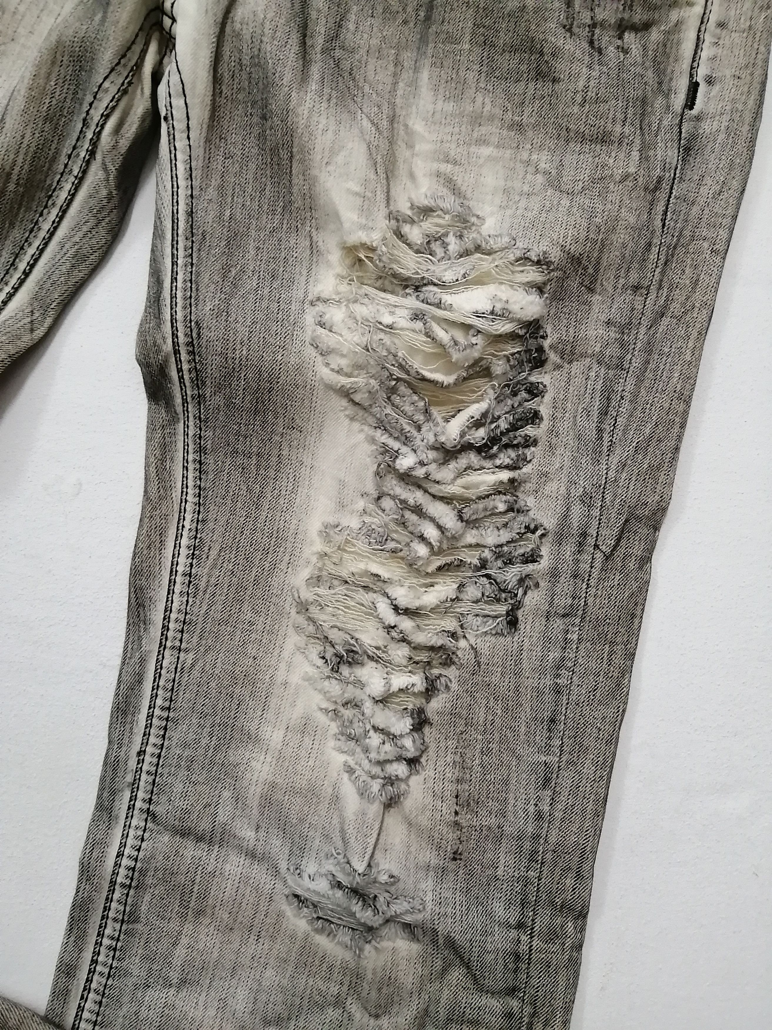Japanese Brand Machine Nouvelle Mode Lower Rise Distressed Jeans Size 27" / US 4 / IT 40 - 9 Thumbnail