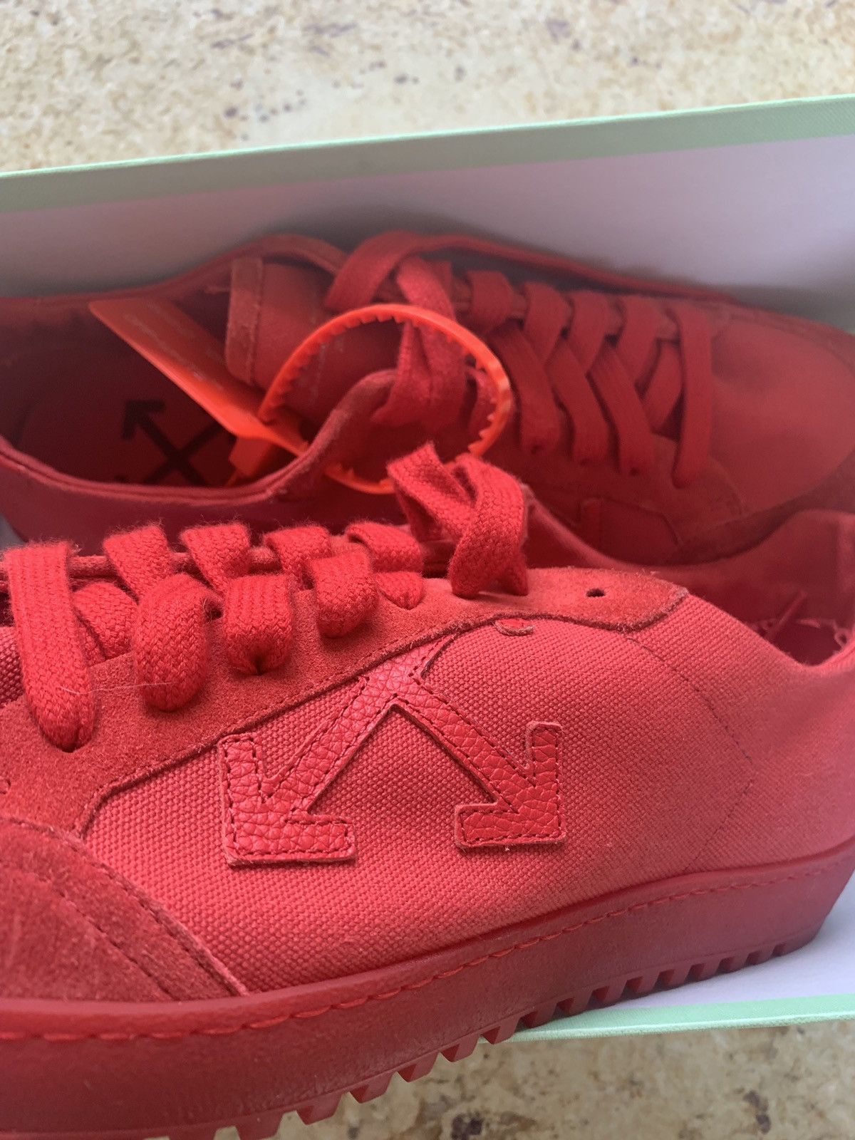 Off-White o1rshd1 2.0 Low Top Red Sneakers Size US 9 / EU 42 - 6 Thumbnail