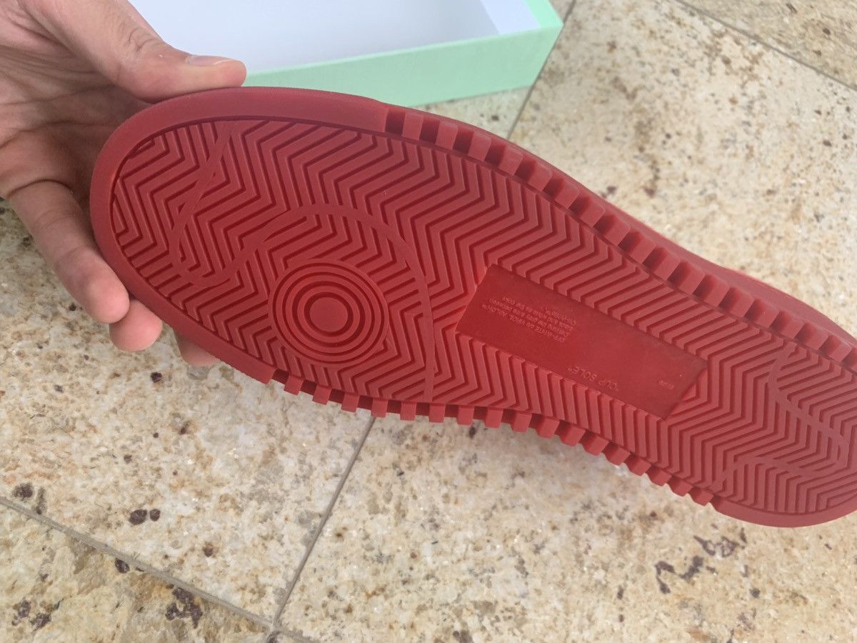 Off-White o1rshd1 2.0 Low Top Red Sneakers Size US 9 / EU 42 - 11 Thumbnail