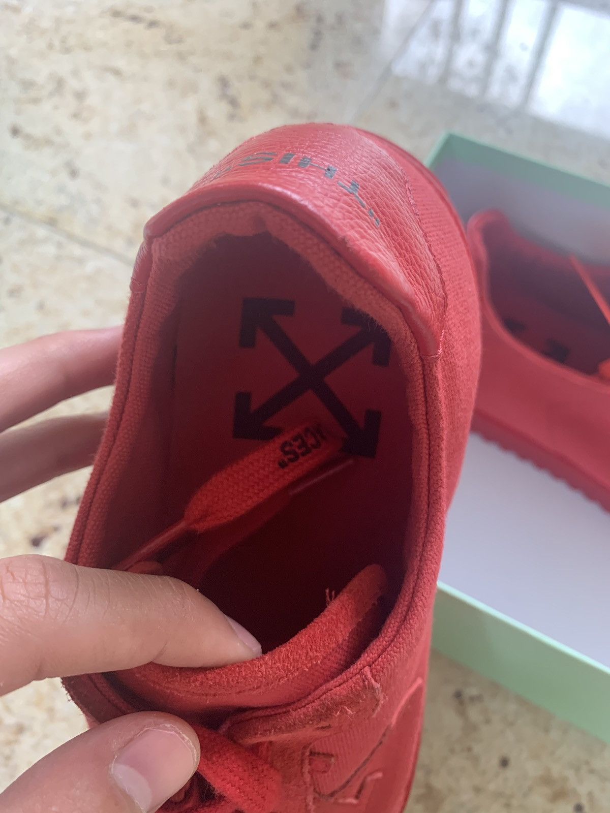 Off-White o1rshd1 2.0 Low Top Red Sneakers Size US 9 / EU 42 - 5 Thumbnail