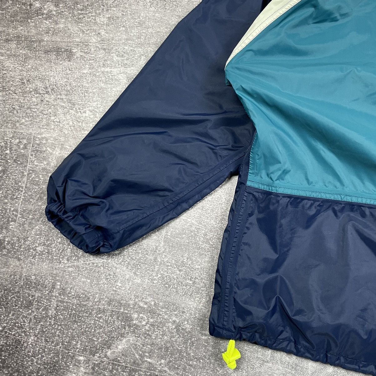 Helly Hansen Vintage Helly Hansen Rare Jacket Size US L / EU 52-54 / 3 - 17 Thumbnail