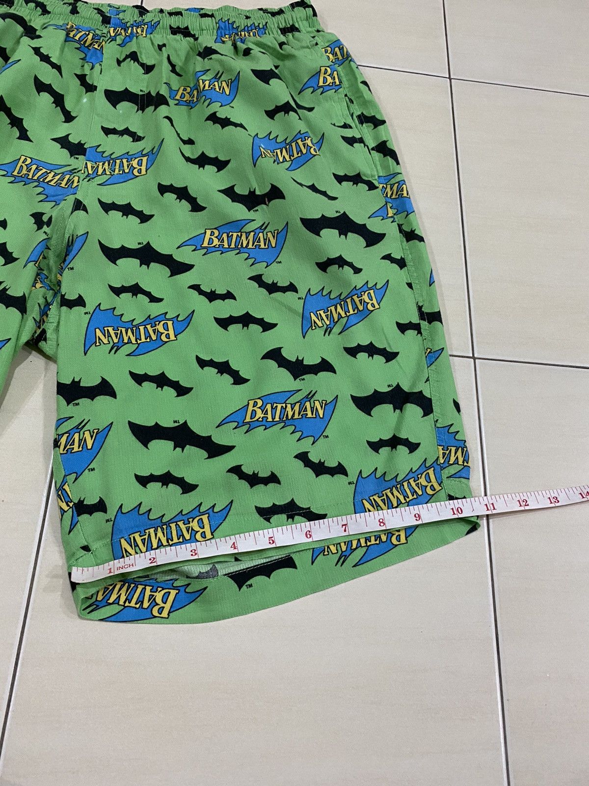 DC Comics Dc Comics Batman Overprint short pants Size US 34 / EU 50 - 10 Thumbnail