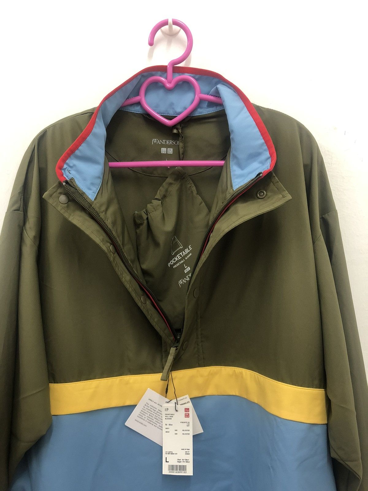 JW Anderson × Uniqlo JW Anderson x UNIQLO Pocketable Pull Over Size US L / EU 52-54 / 3 - 7 Thumbnail
