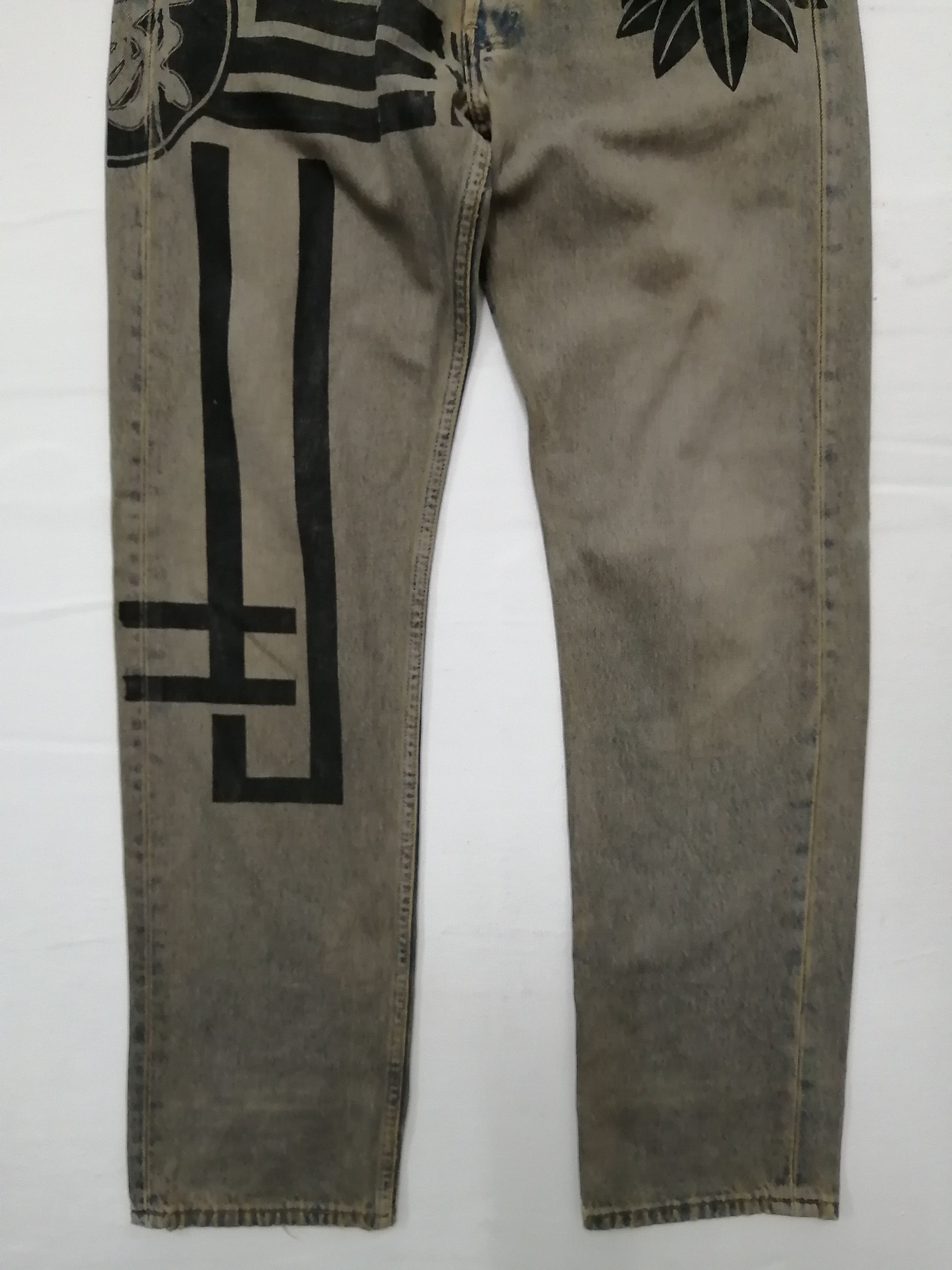 Japanese Brand GEMSTONE Japanese Distressed Jeans Size US 31 - 8 Thumbnail