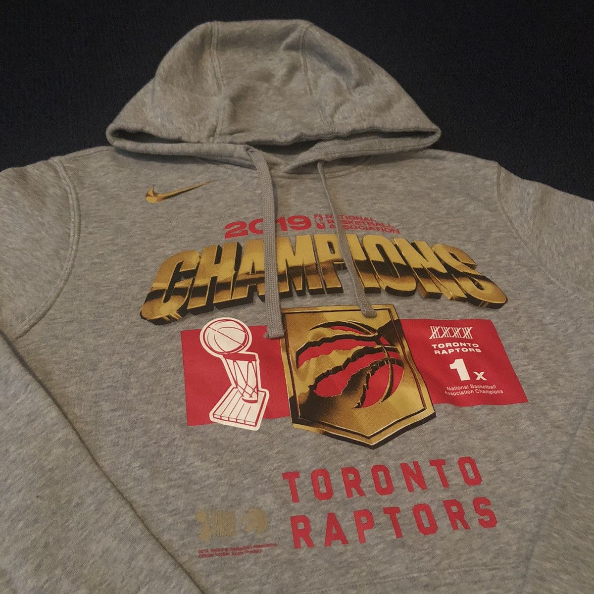 Toronto raptors hotsell championship hoodie