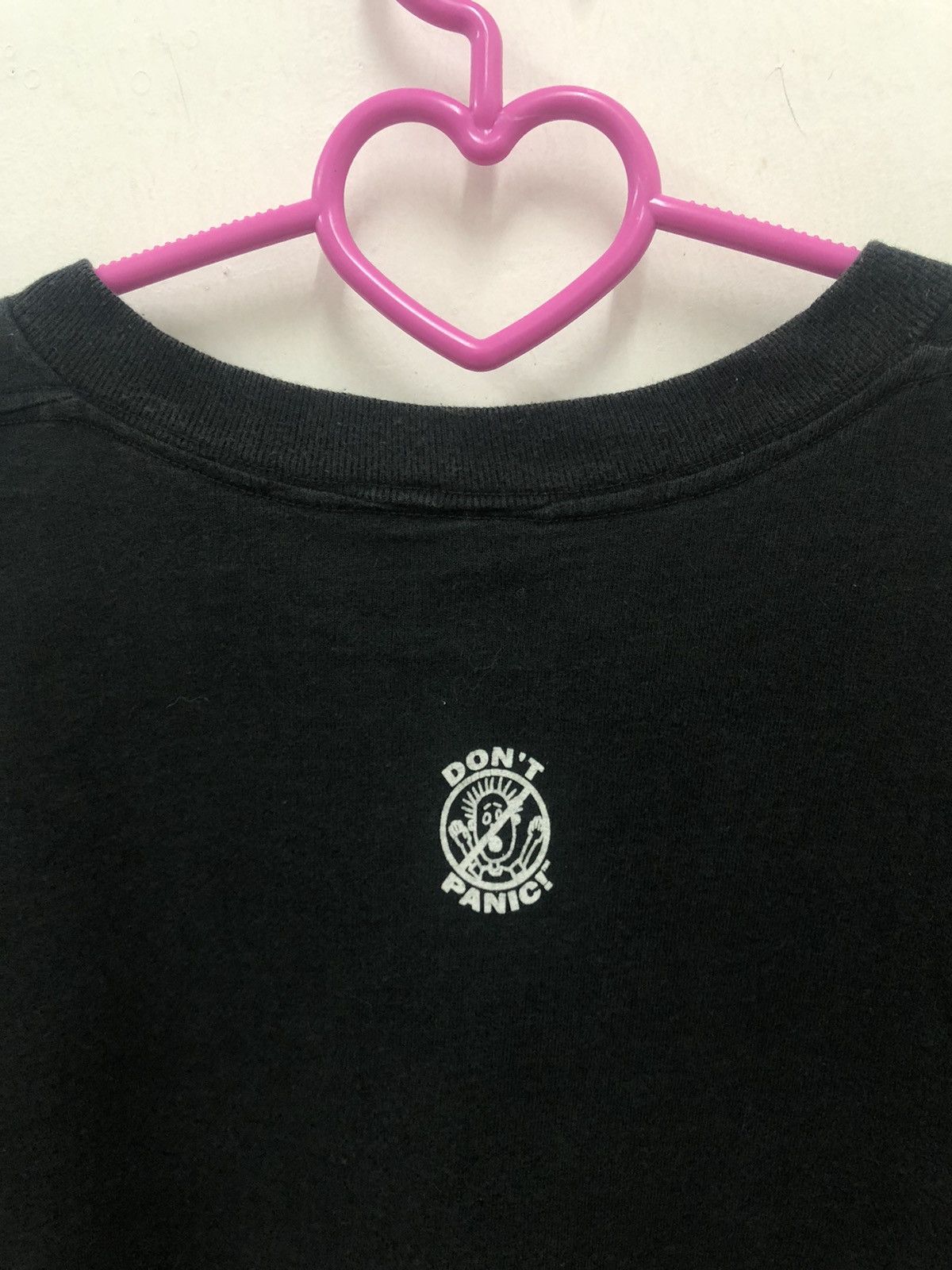 Vintage Rare Vintage DON’T PANIC God’s Busy Can I Help You 1999 Tee Size US XXL / EU 58 / 5 - 5 Thumbnail