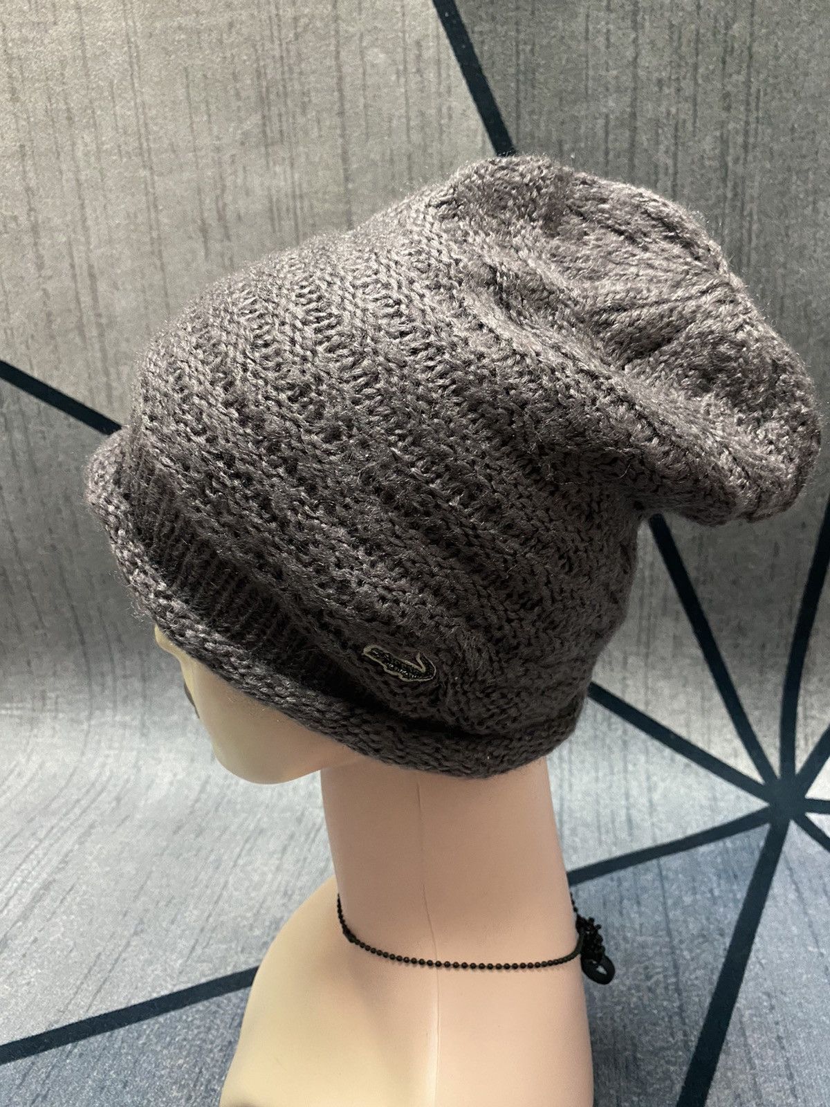 Japanese Brand Crocodile Small Logo Knitted Beanie Hat Size ONE SIZE - 1 Thumbnail