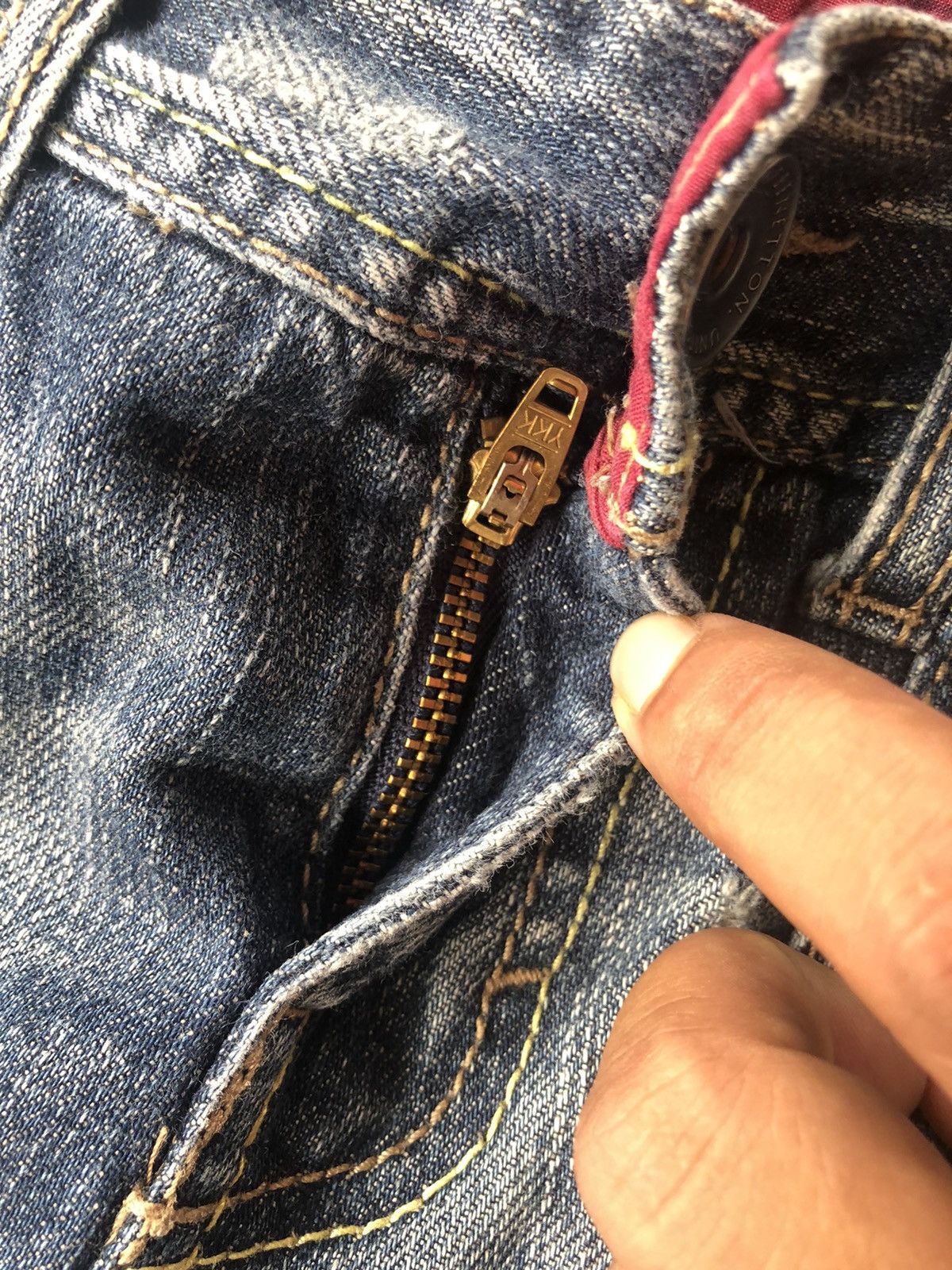 United Colors Of Benetton UNITED COLOUR of BENETTON denim Size US 31 - 6 Thumbnail