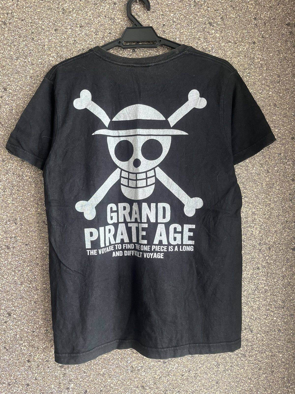 Anime One Piece Japan anime cospa series FT3 Size US M / EU 48-50 / 2 - 5 Thumbnail