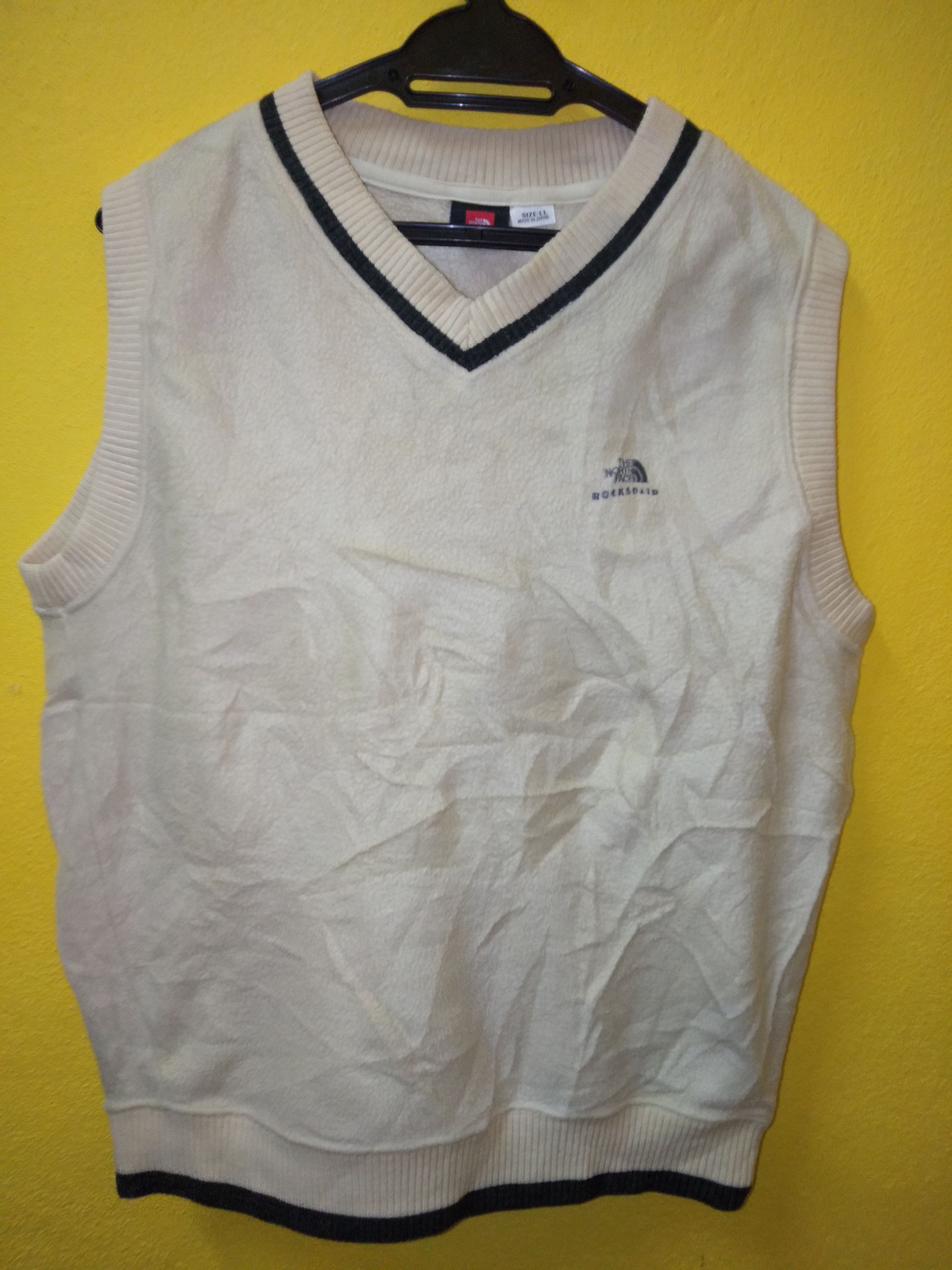The North Face The North Face Sleeveless Size US XL / EU 56 / 4 - 1 Thumbnail
