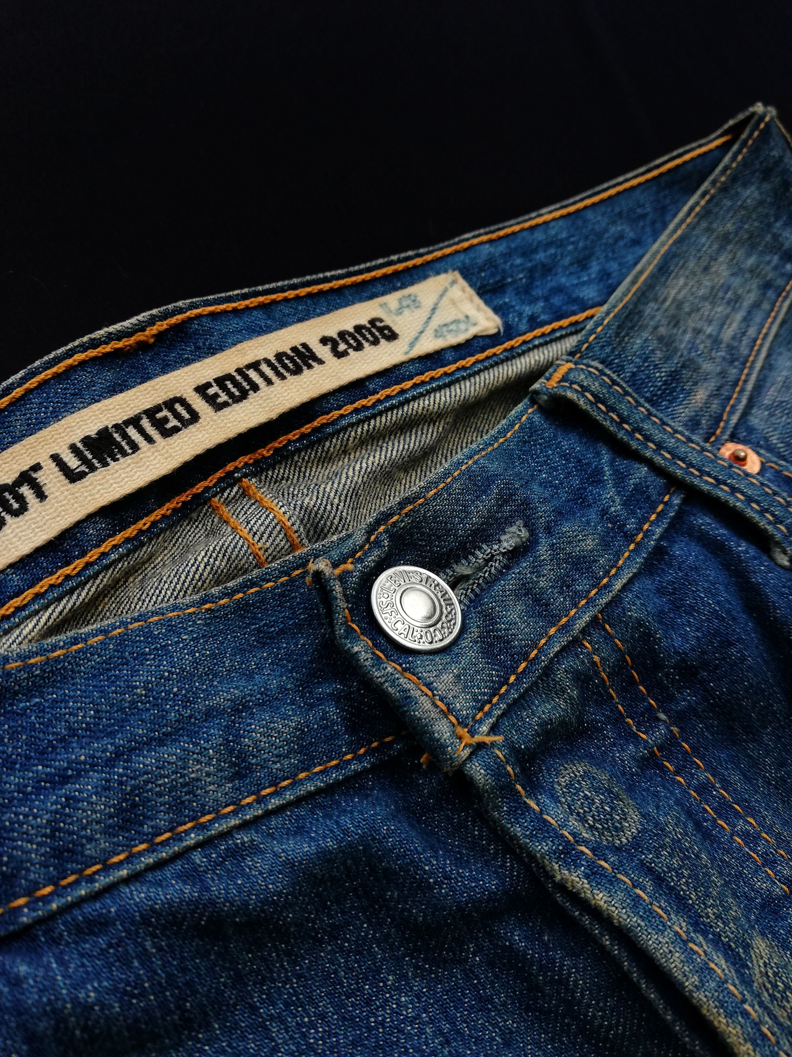 Levi's 🔥GRAIL AW06 Levi's Distressed Denim Limited Edition Jeans Size US 31 - 6 Thumbnail