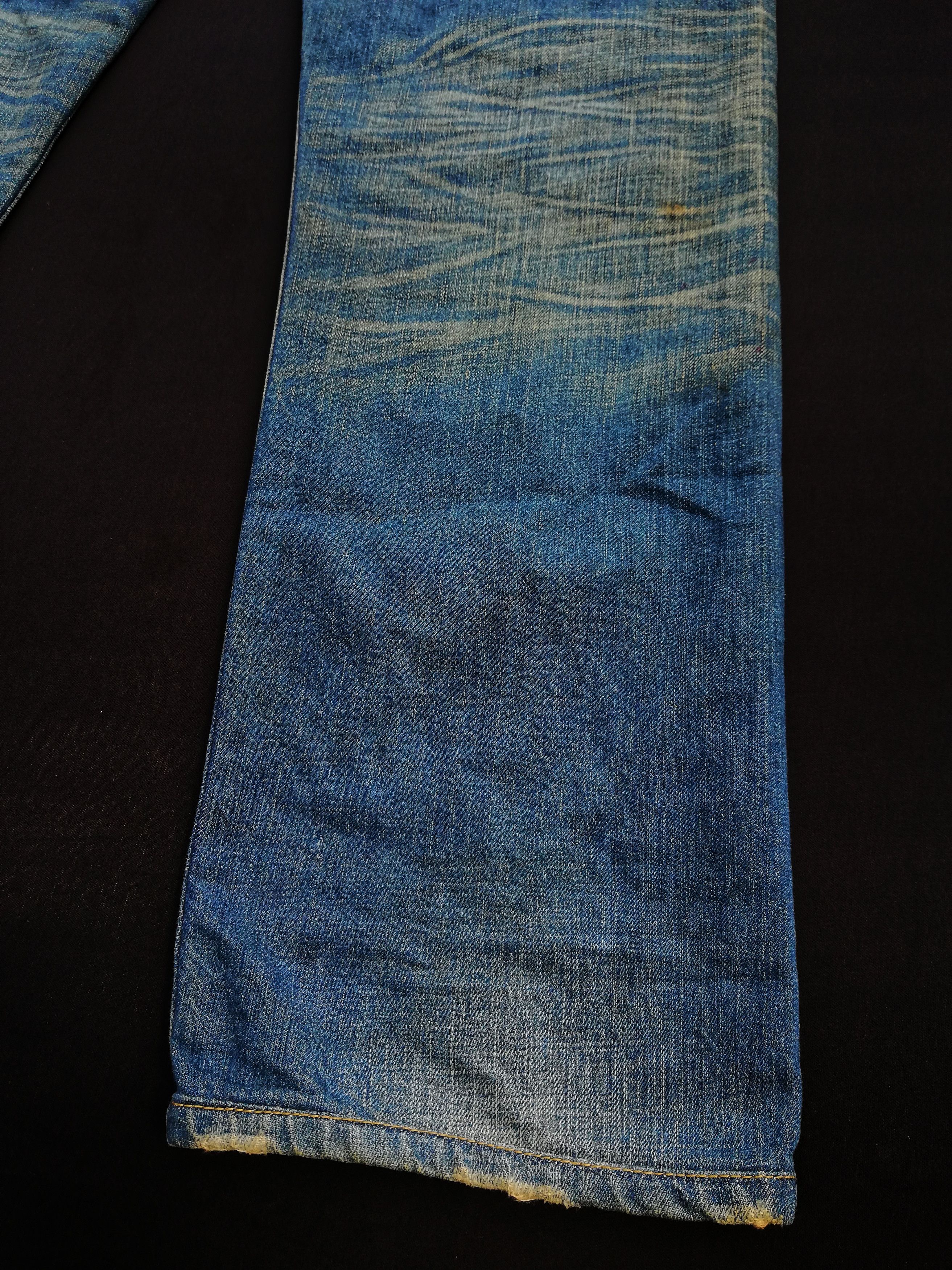 Levi's 🔥GRAIL AW06 Levi's Distressed Denim Limited Edition Jeans Size US 31 - 12 Thumbnail