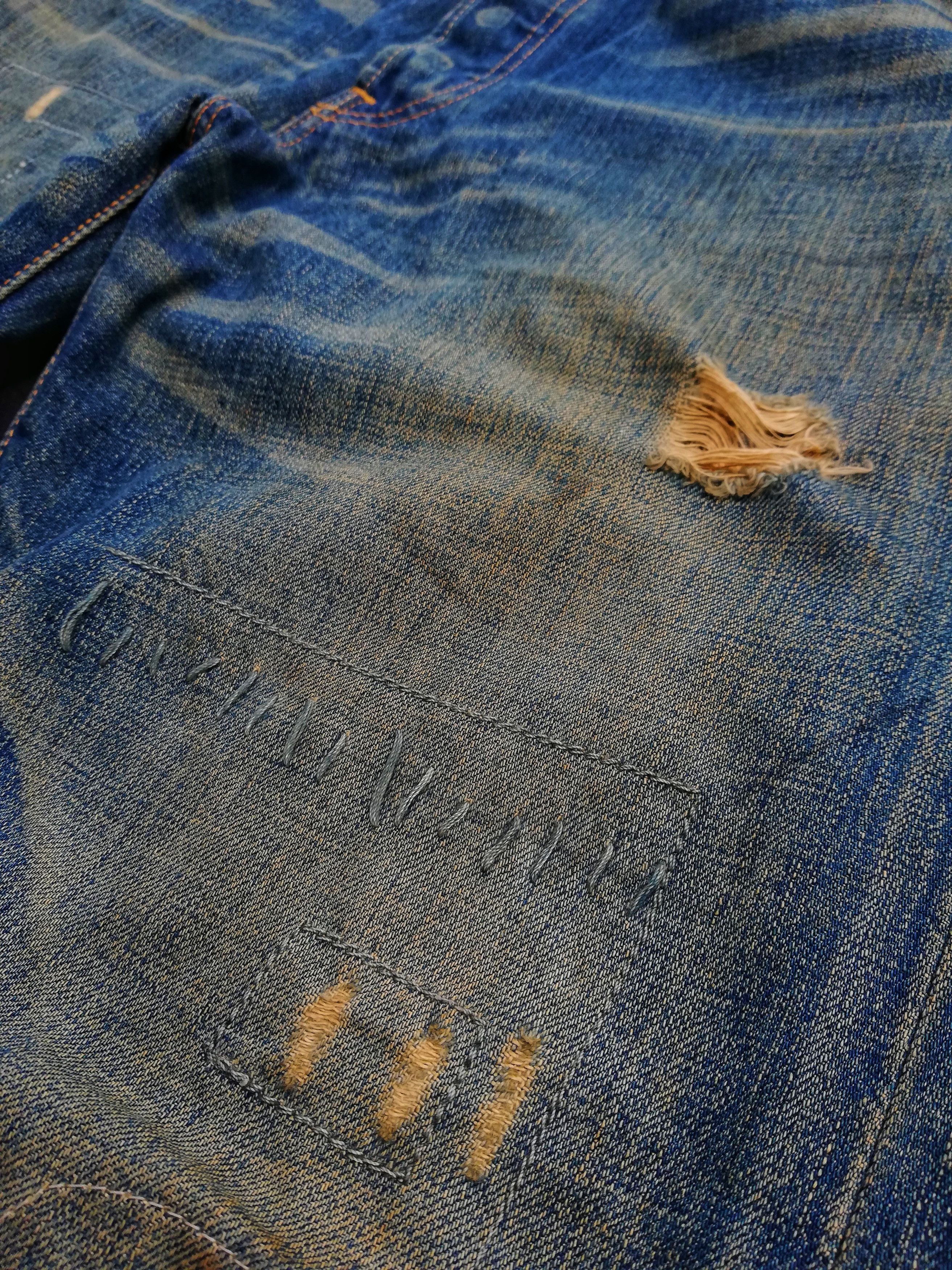 Levi's 🔥GRAIL AW06 Levi's Distressed Denim Limited Edition Jeans Size US 31 - 3 Thumbnail