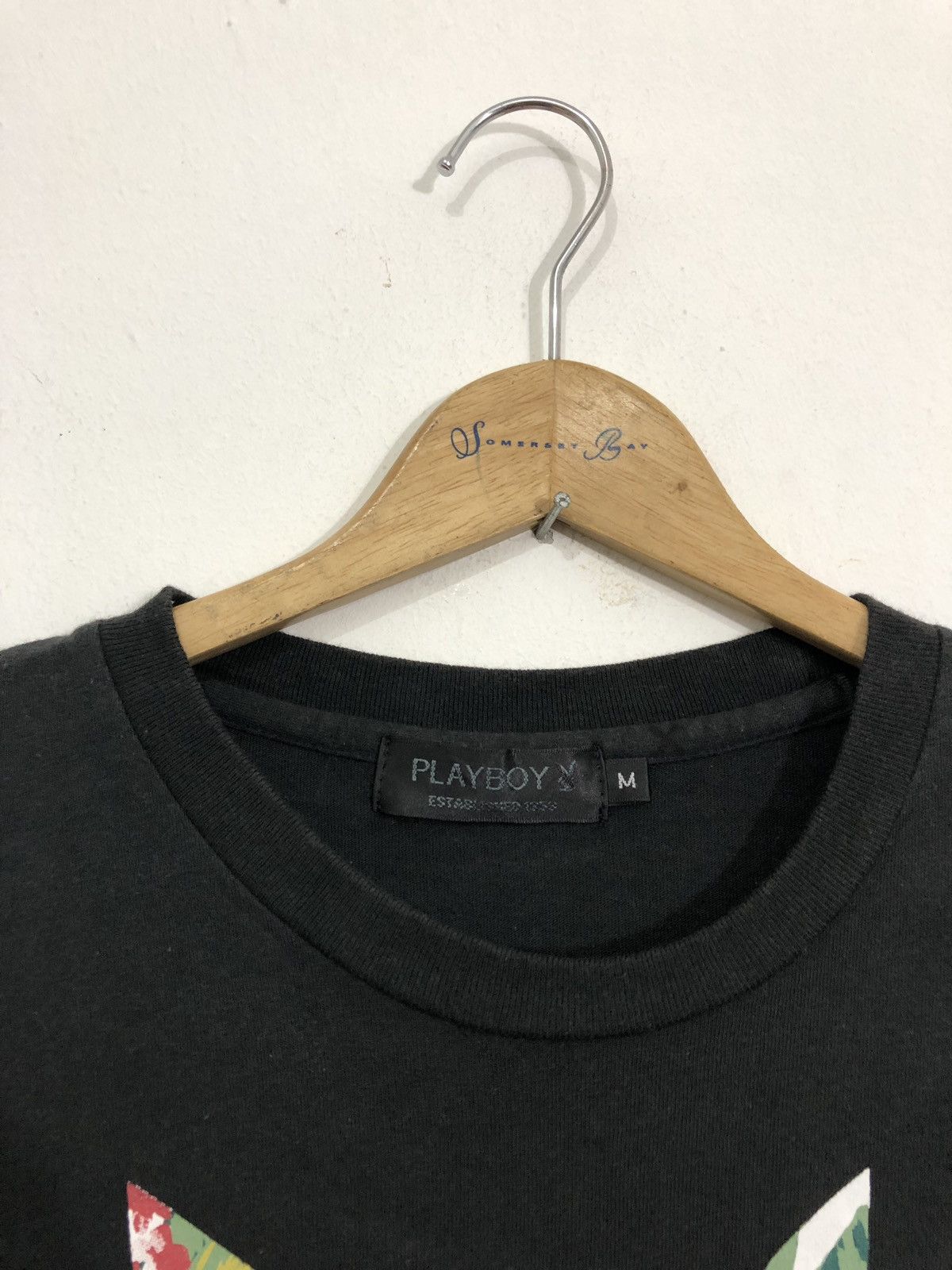 Playboy Playboy Big Logo Flora Motive T-Shirt Size US S / EU 44-46 / 1 - 3 Thumbnail