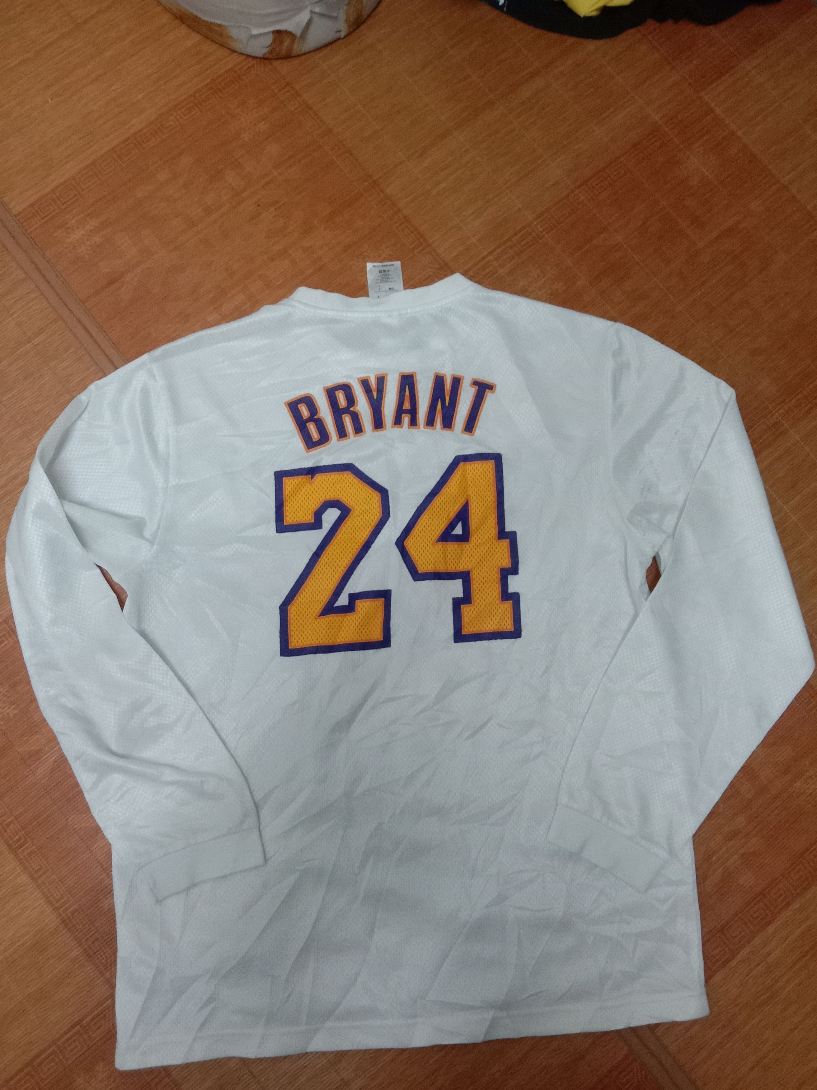 Adidas × Nike × Vintage Vintage Adidas Kobe Bryant Long Sleeve Jersey Size US L / EU 52-54 / 3 - 3 Thumbnail