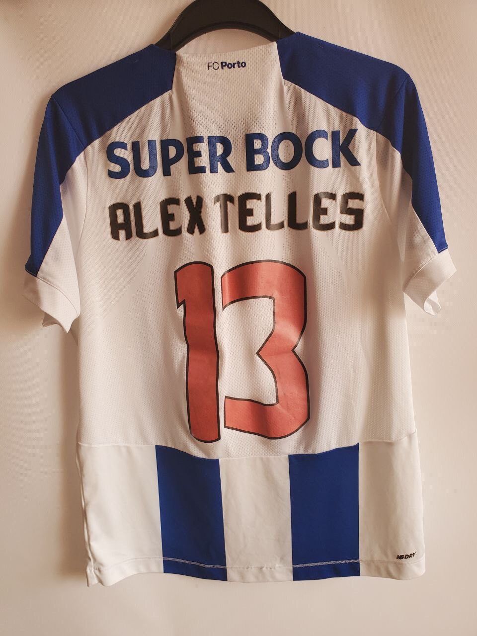 New Balance × Vintage FC PORTO 2019 FOOTBALL SHIRT JERSEY NEW BALANCE ALEX TELLES Size US M / EU 48-50 / 2 - 2 Thumbnail