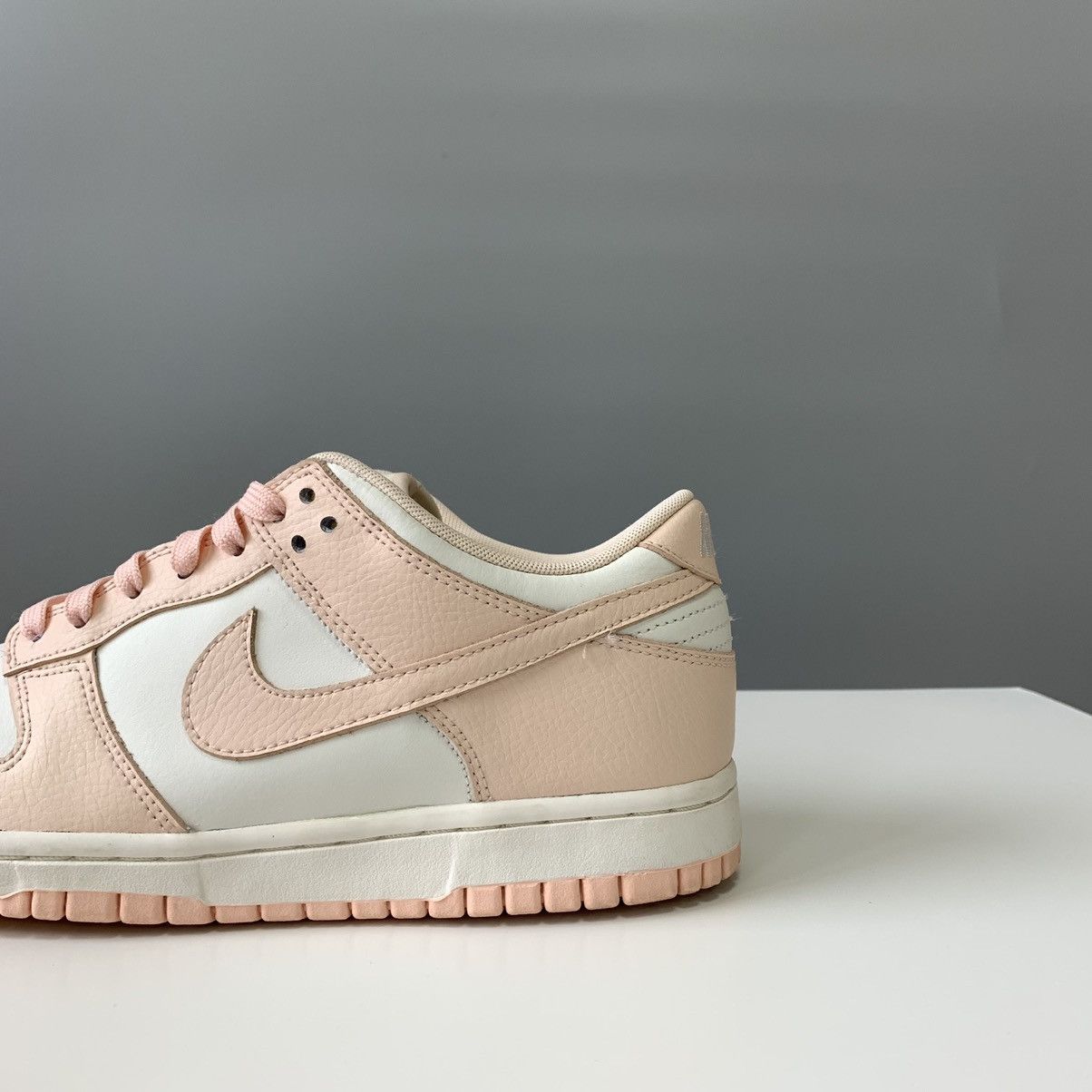 Nike 2016 Nike Dunk Low Sail Sunset Tint Size US 7 / EU 40 - 12 Thumbnail