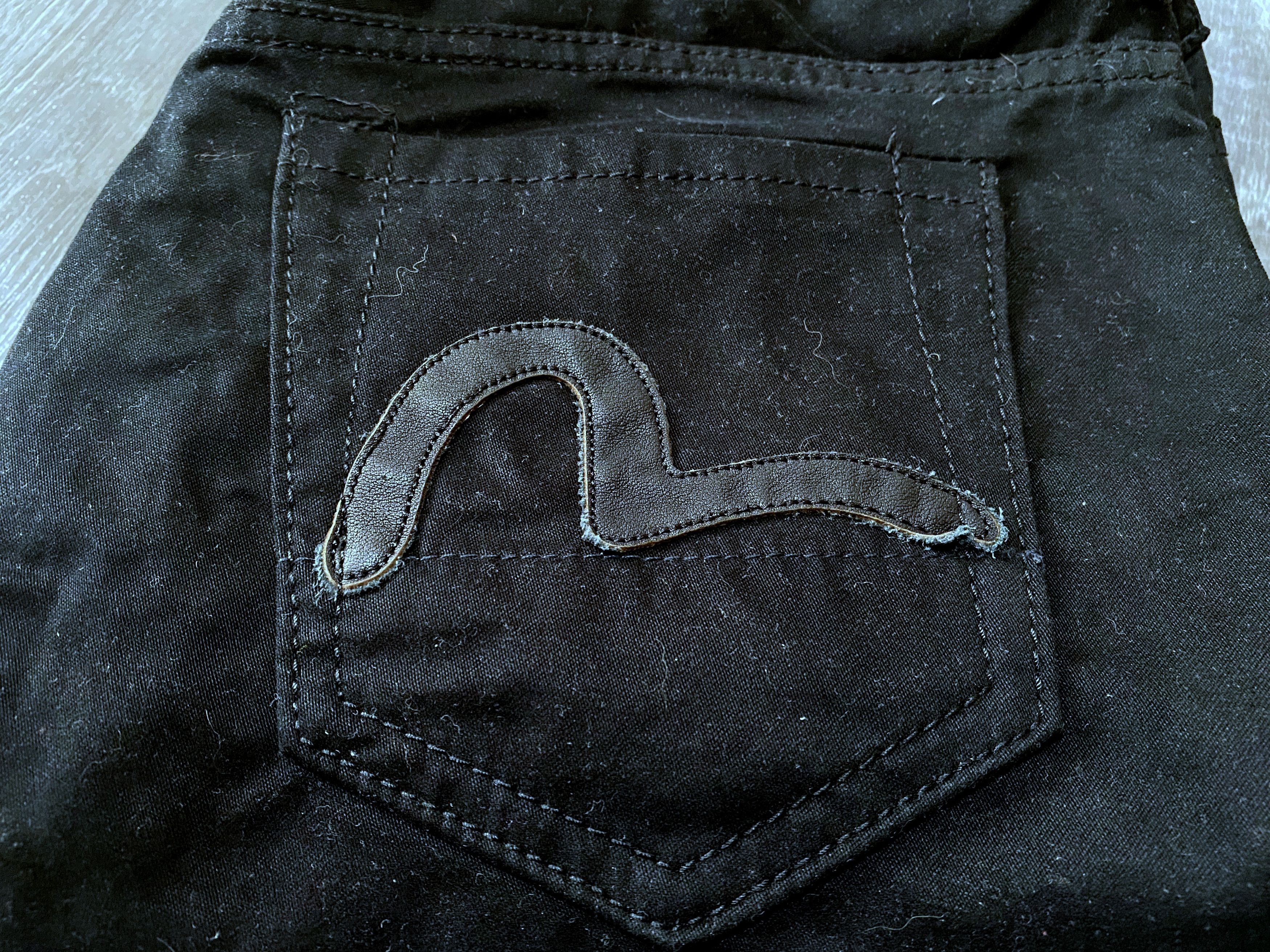 Evisu Unisex Evisu Black Jeans Leather Patchwork Logo Denim Size US 28 / EU 44 - 7 Thumbnail