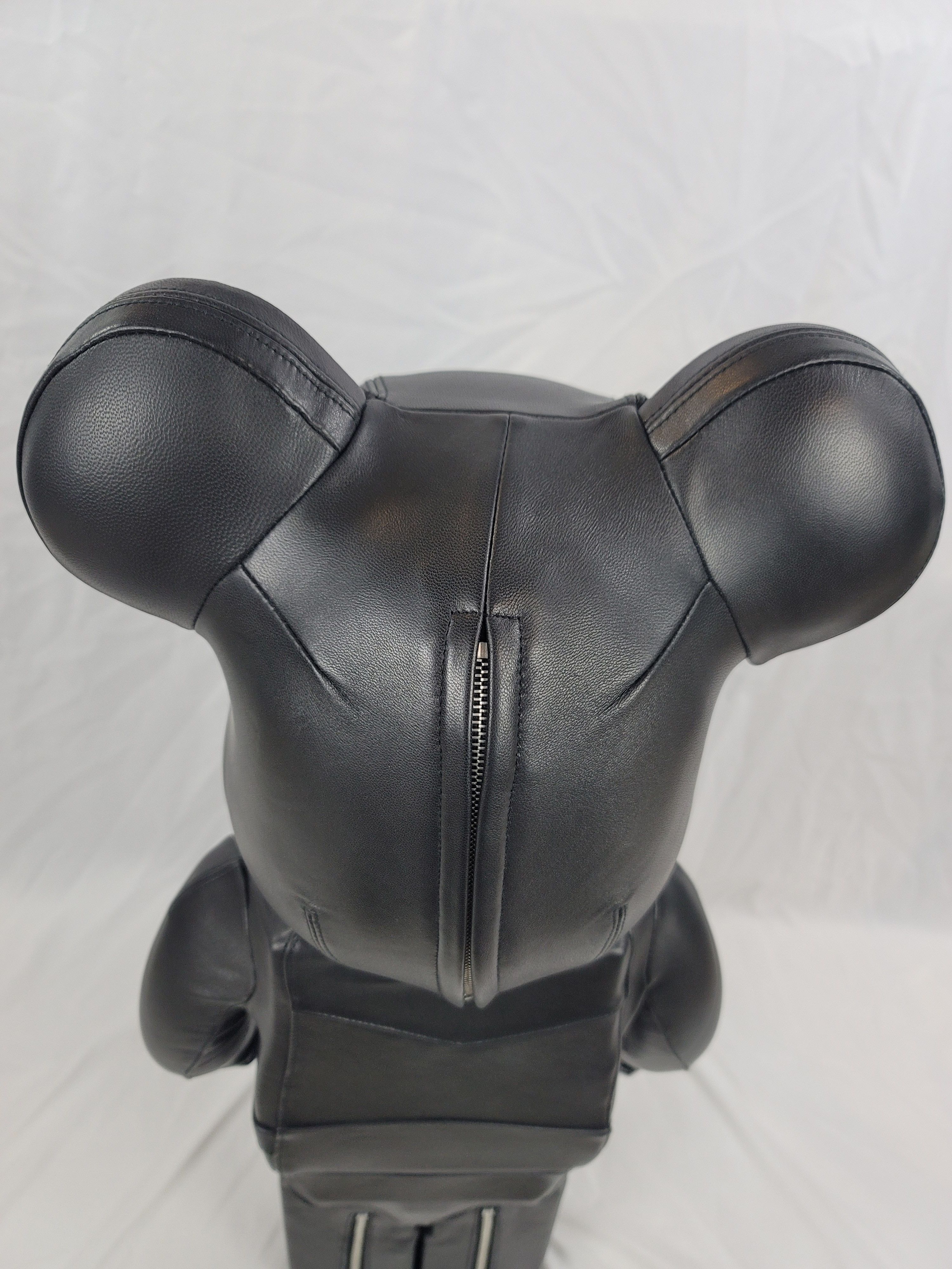 Lewis Leathers Medicom Toy 2019 Black Lewis Leathers × BE@RBRICK 1000% Size ONE SIZE - 8 Thumbnail