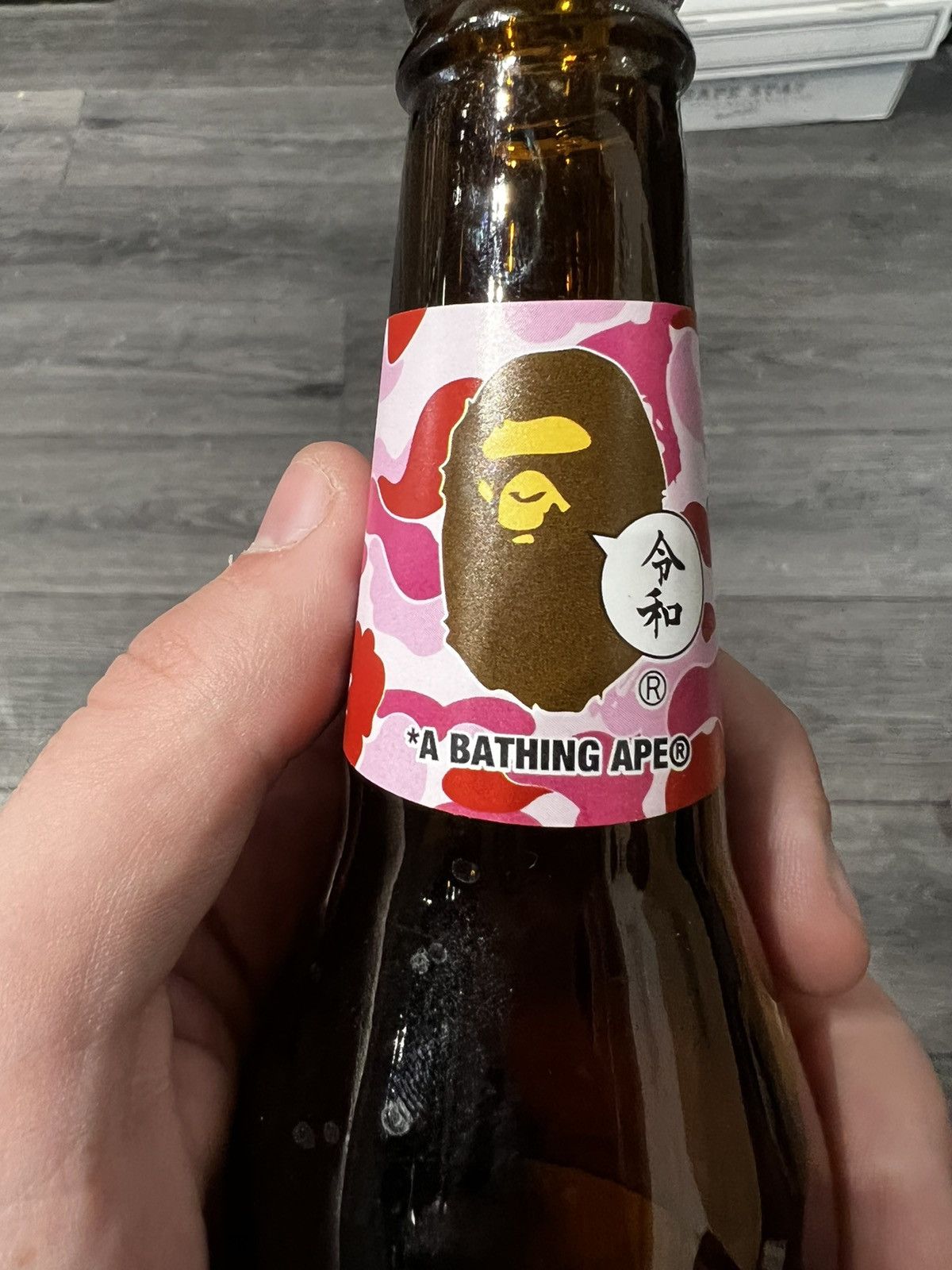 Bape RARE Bape Pink Camo Beer Bottle Empty Size ONE SIZE - 5 Thumbnail