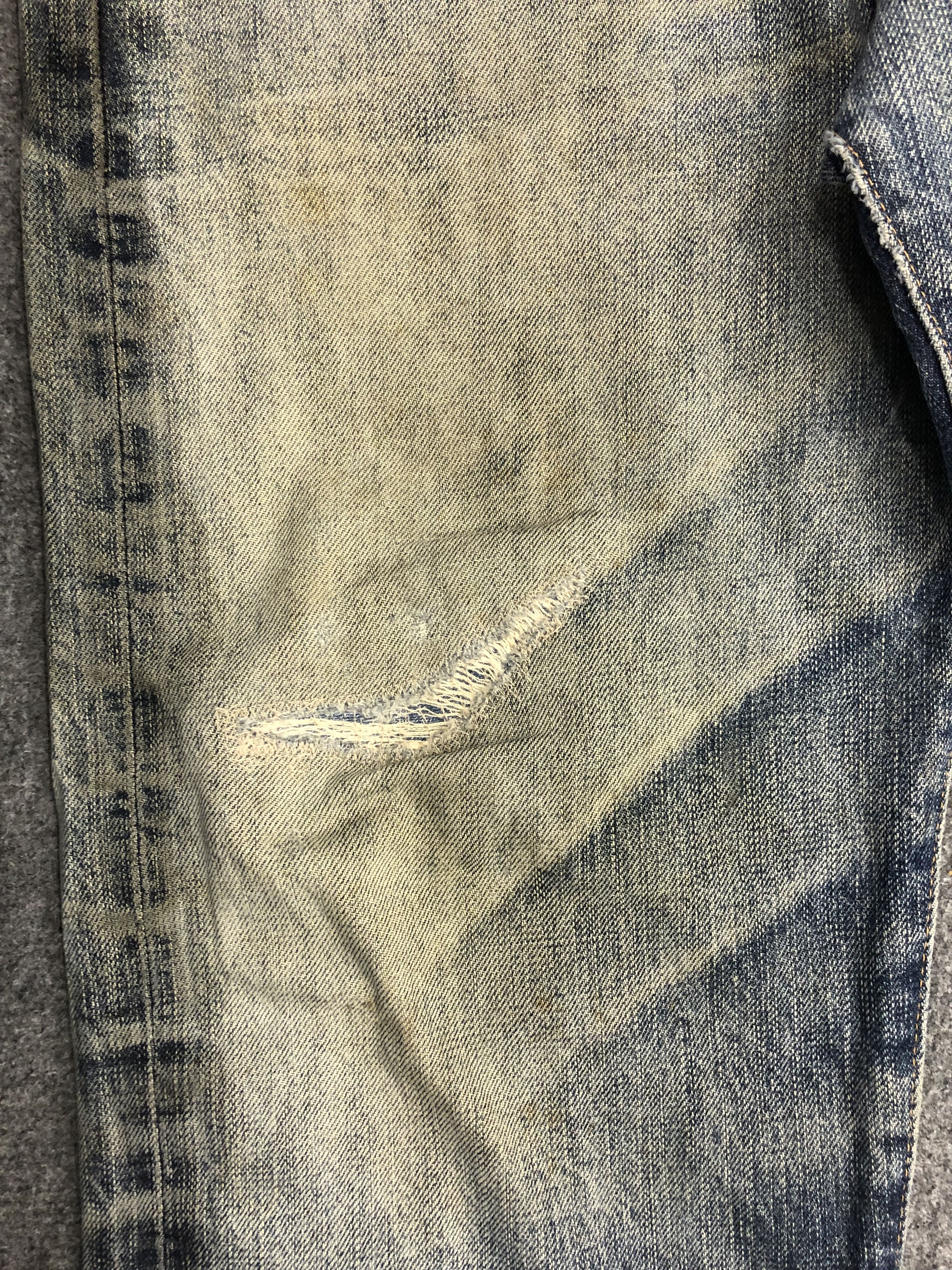 Levi's Vintage 90s Levis 501 Faded Blue Jeans DP1043 Size US 35 - 13 Thumbnail
