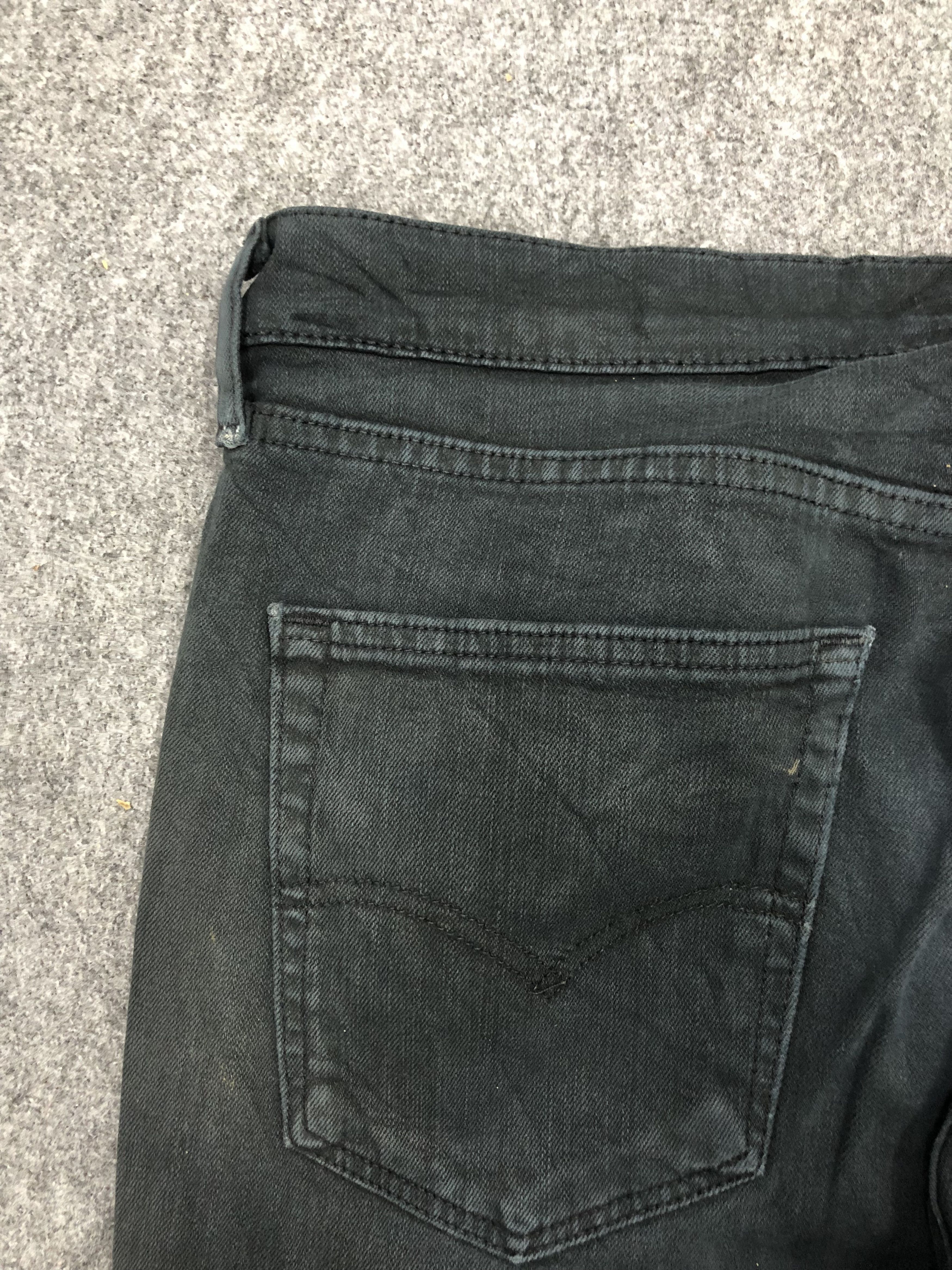 Levi's Vintage Levis 511 Faded Black Jeans DP1040 Size US 37 - 15 Thumbnail