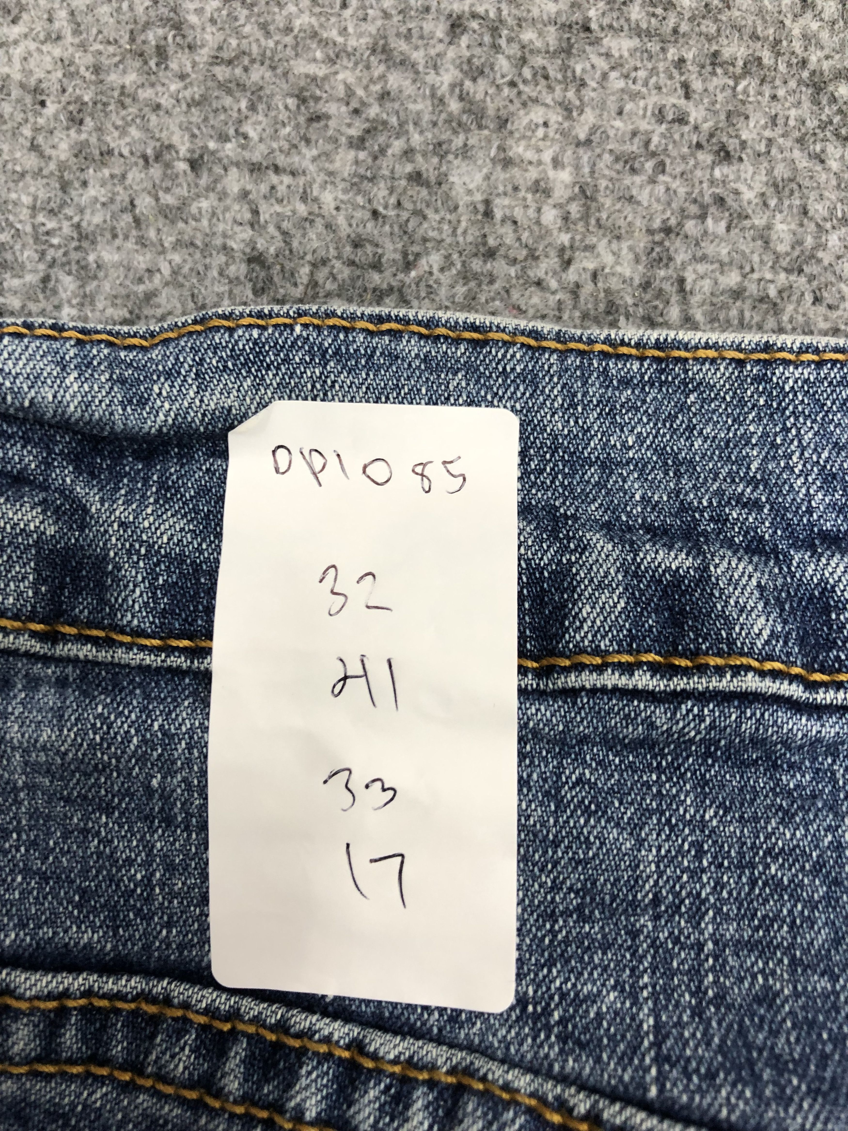 Levi's Vintage Levis Flared Bootcut Jeans DP1085 Size US 32 / EU 48 - 13 Thumbnail