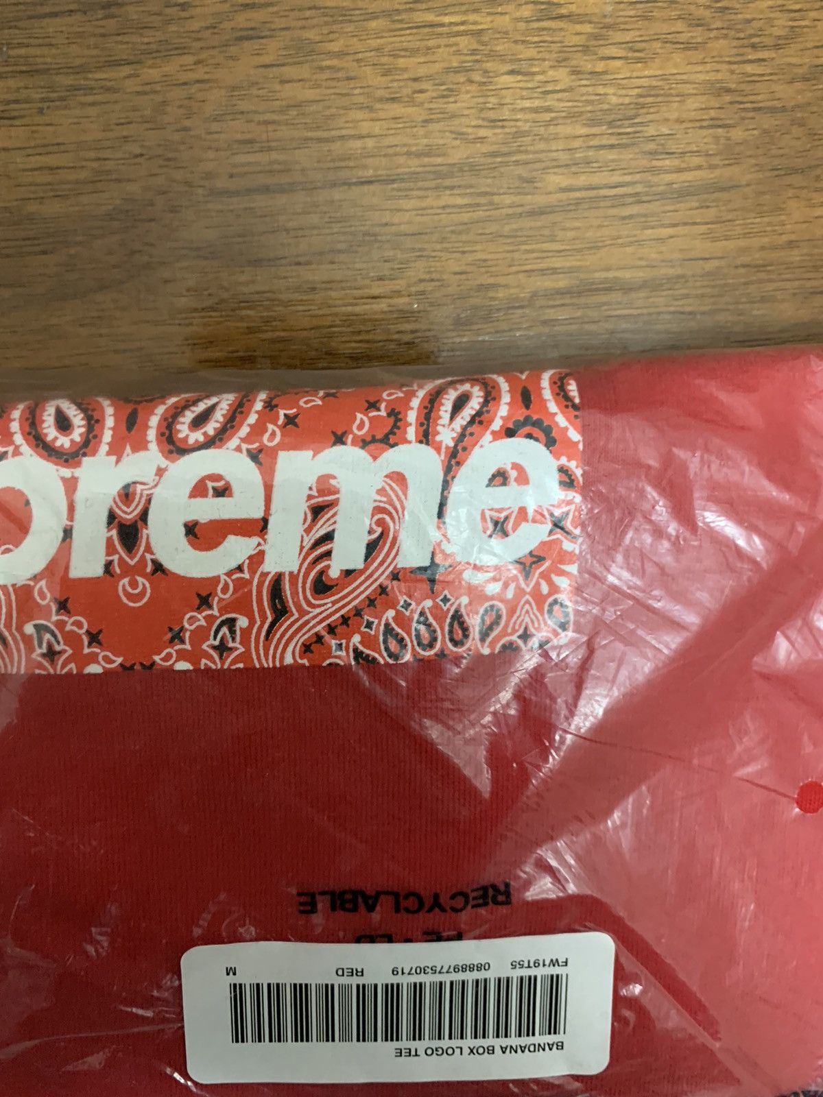 Supreme Supreme ‘Bandanna Box Logo Tee’ Red Medium Size US M / EU 48-50 / 2 - 5 Thumbnail