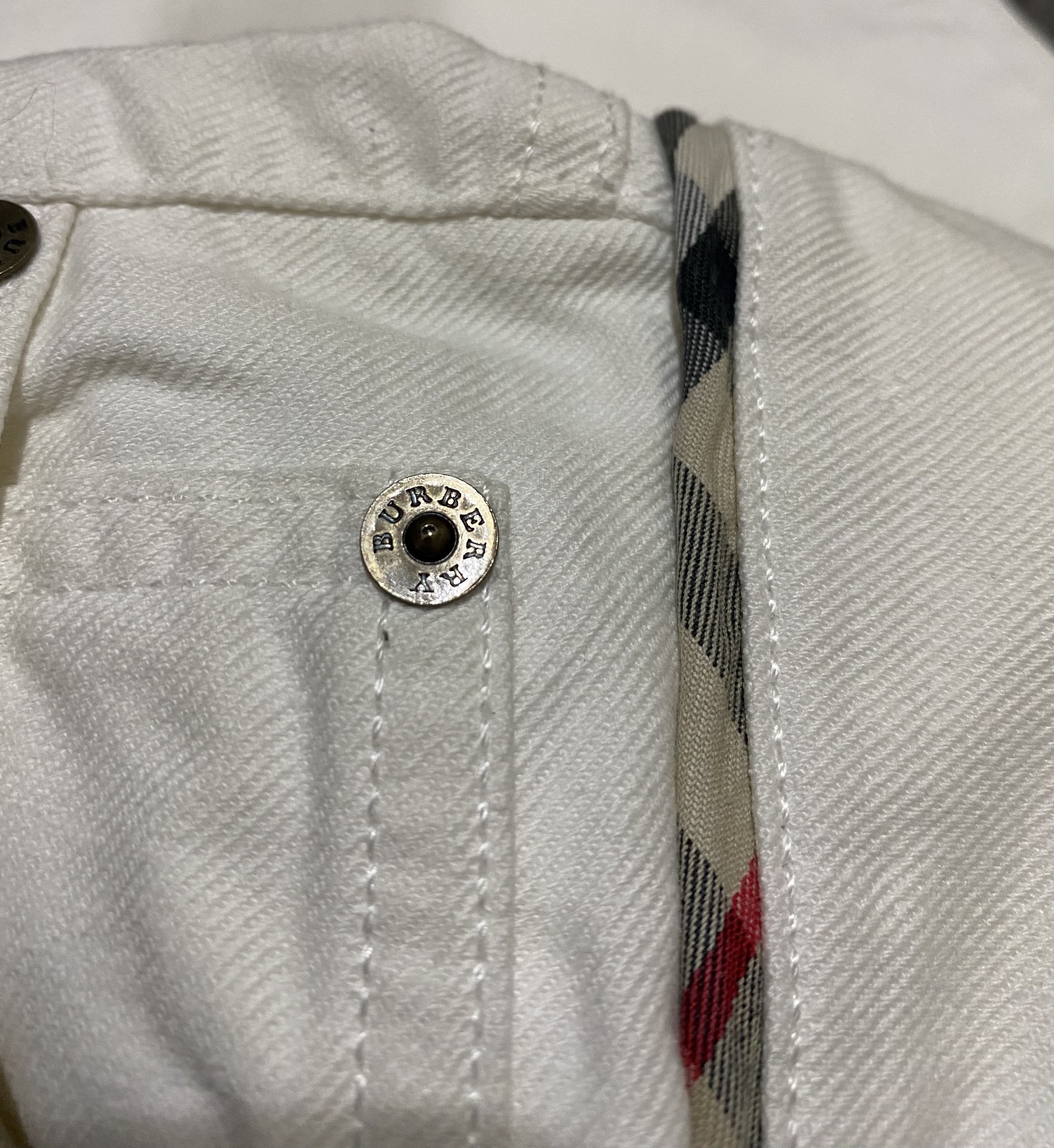 Burberry Women's Burberry London White Flared Jeans Denim Nova Check Size 28" / US 6 / IT 42 - 9 Thumbnail