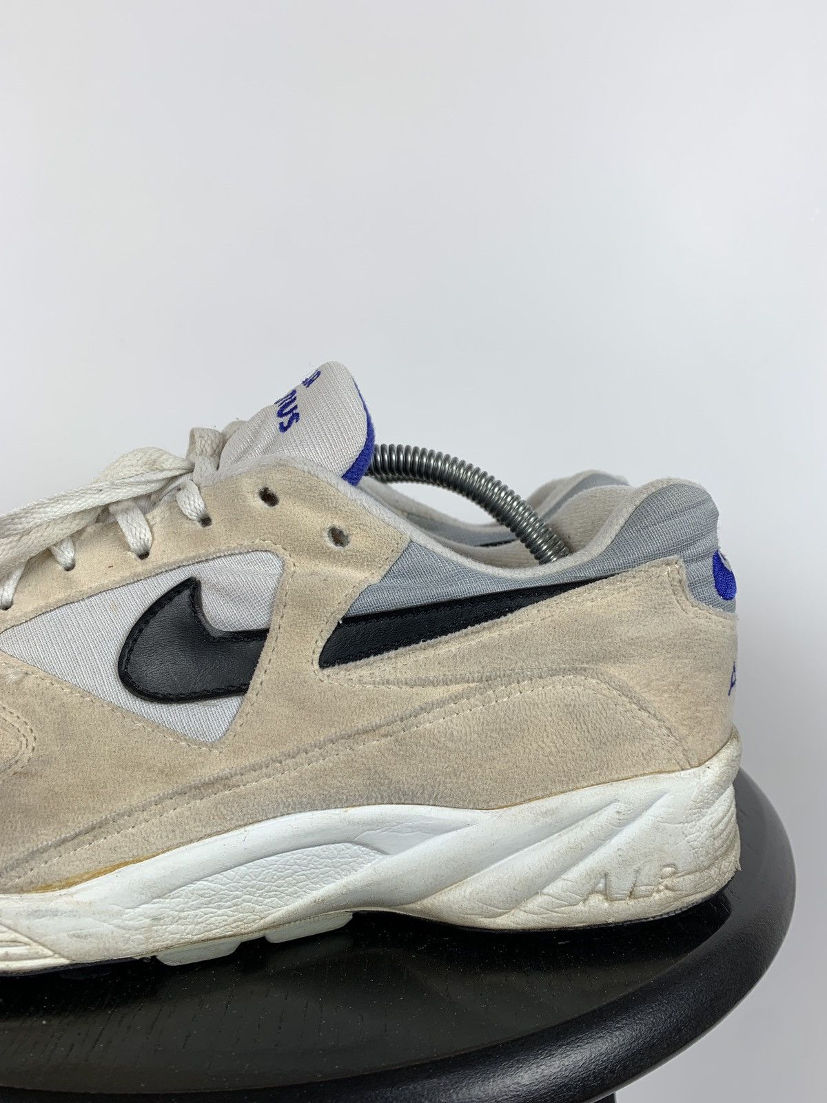 Nike 90s Vintage Nike Air Icarus Low Top Sneakers Size US 9.5 / EU 42-43 - 13 Thumbnail