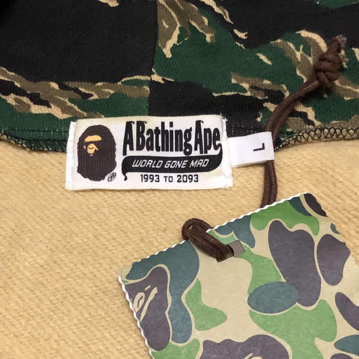 Bape Tiger Camo Shark Full Zip Hoodie Size US L / EU 52-54 / 3 - 8 Thumbnail