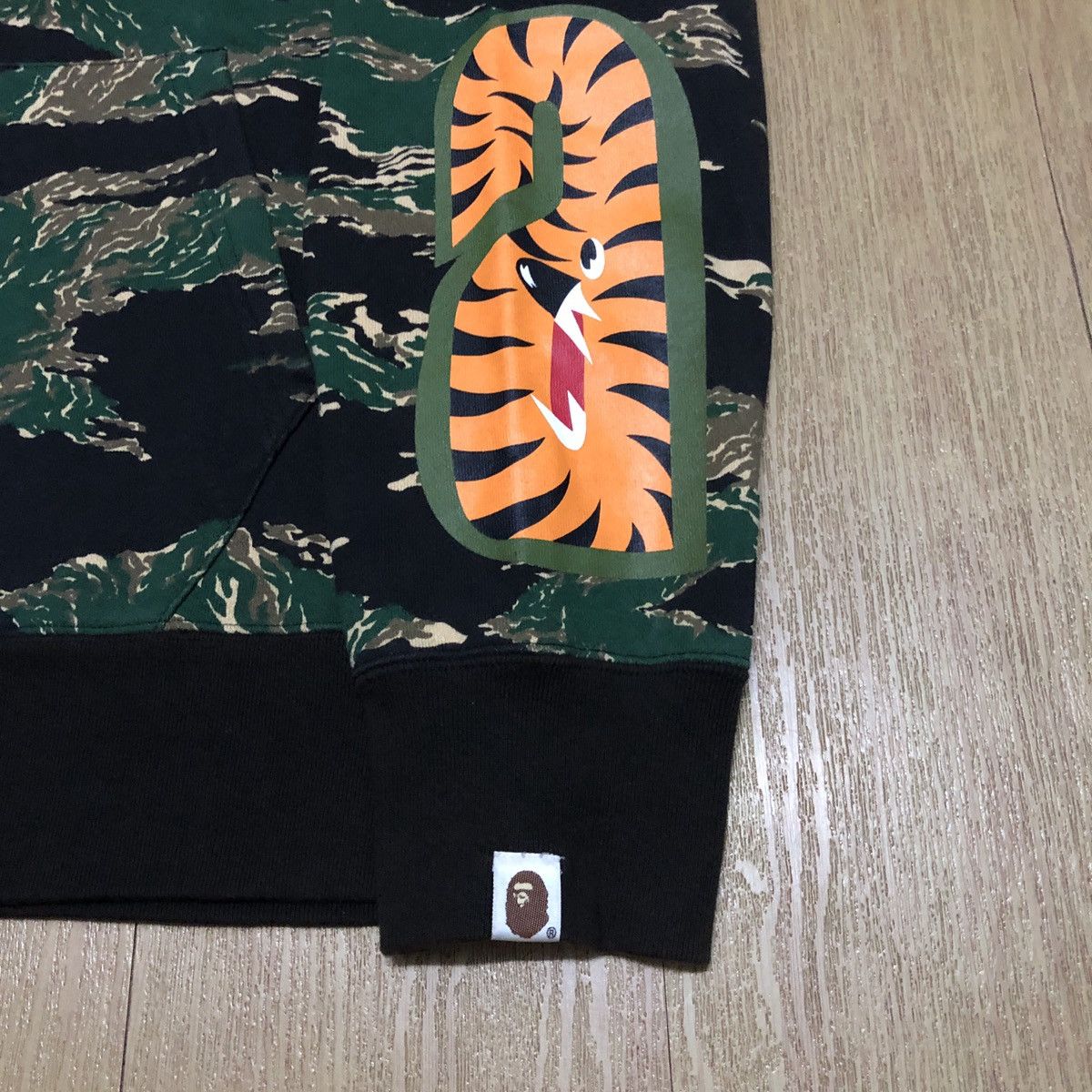 Bape Tiger Camo Shark Full Zip Hoodie Size US L / EU 52-54 / 3 - 6 Thumbnail