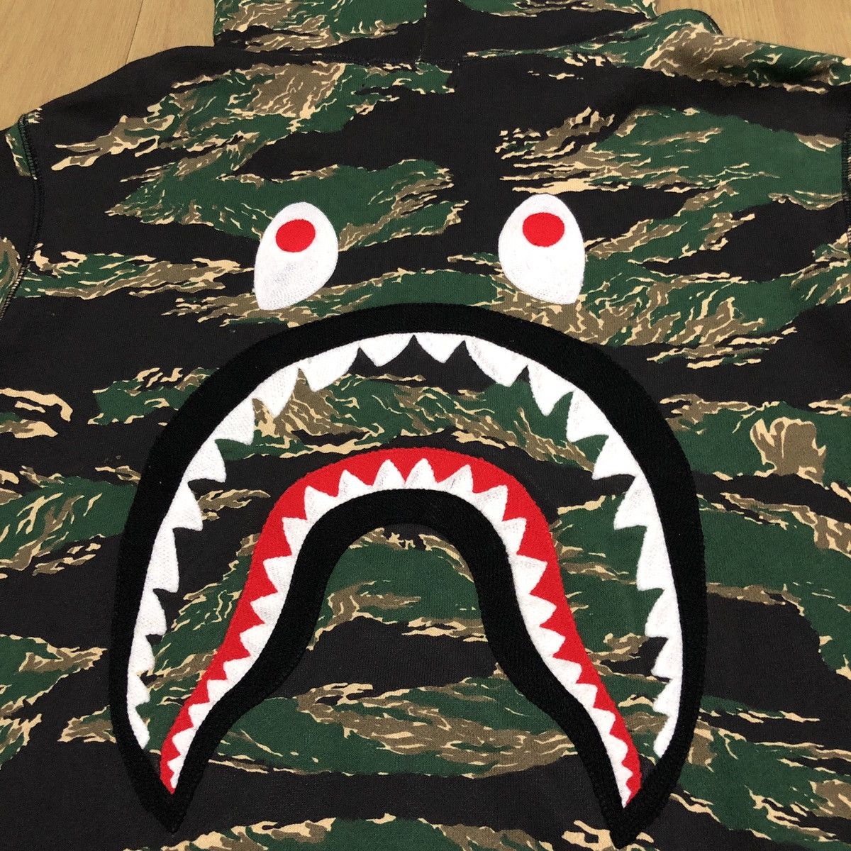 Bape Tiger Camo Shark Full Zip Hoodie Size US L / EU 52-54 / 3 - 4 Thumbnail